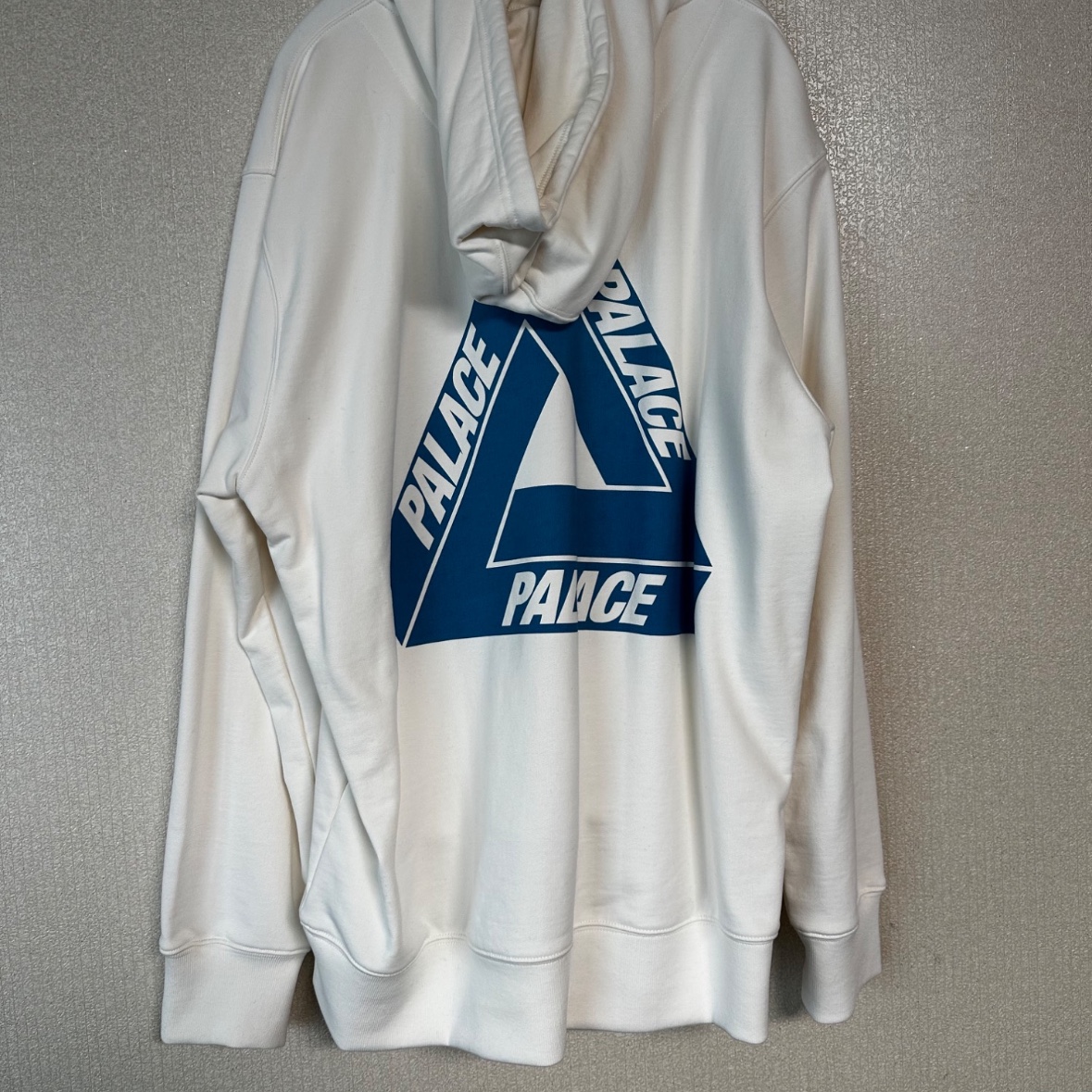 Palace Reacto Tri-Ferg Hood White - 23SS 착용 스타일