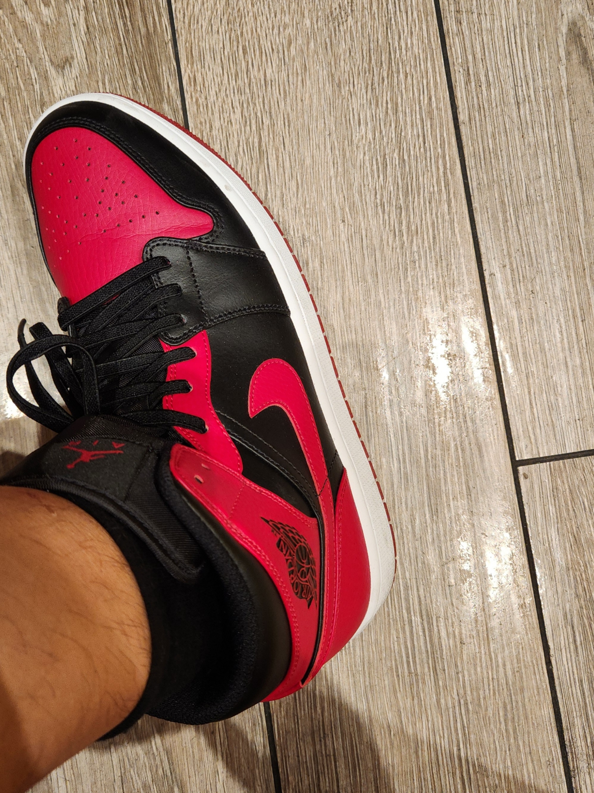 Jordan 1 Mid Bred Banned 2020 착용 스타일