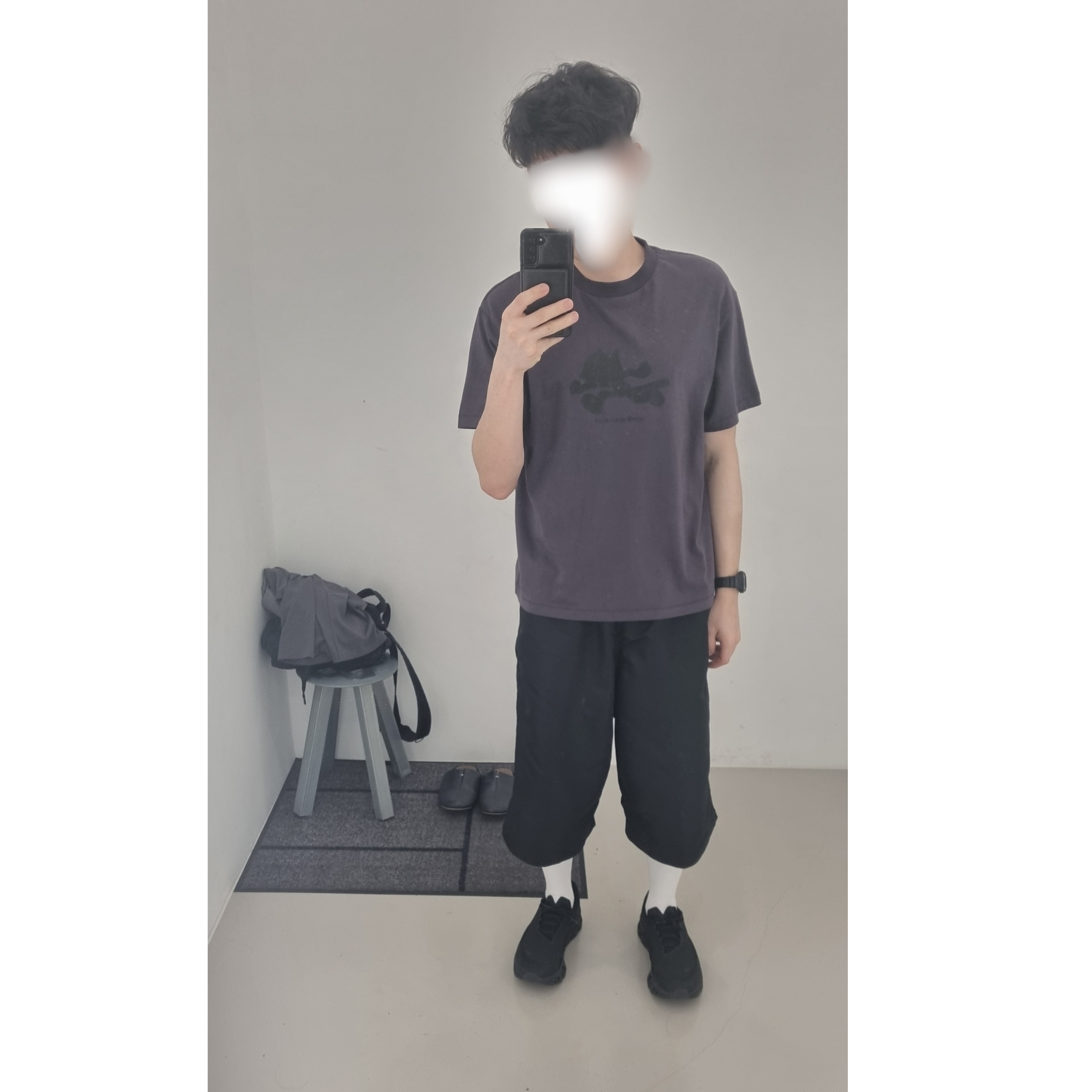 Hatchingroom VTG Backpack Black, MJD Re-Nylon Wide Carpenter Bermuda Pants Black 착용 스타일 - 1
