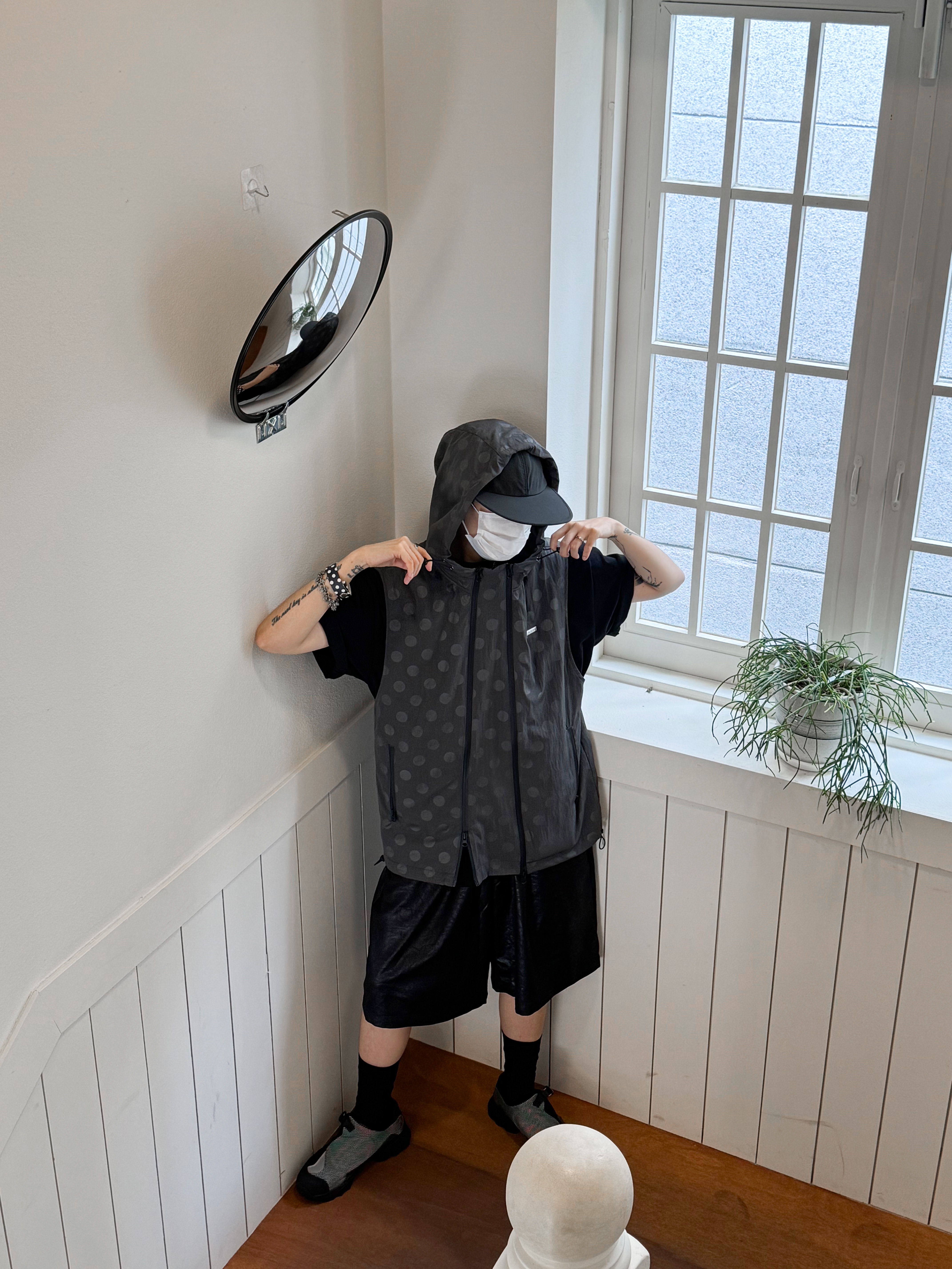 Hono Report Easy Half Pants Black, Hono Report Leaf Bracelet 착용 스타일 - 2