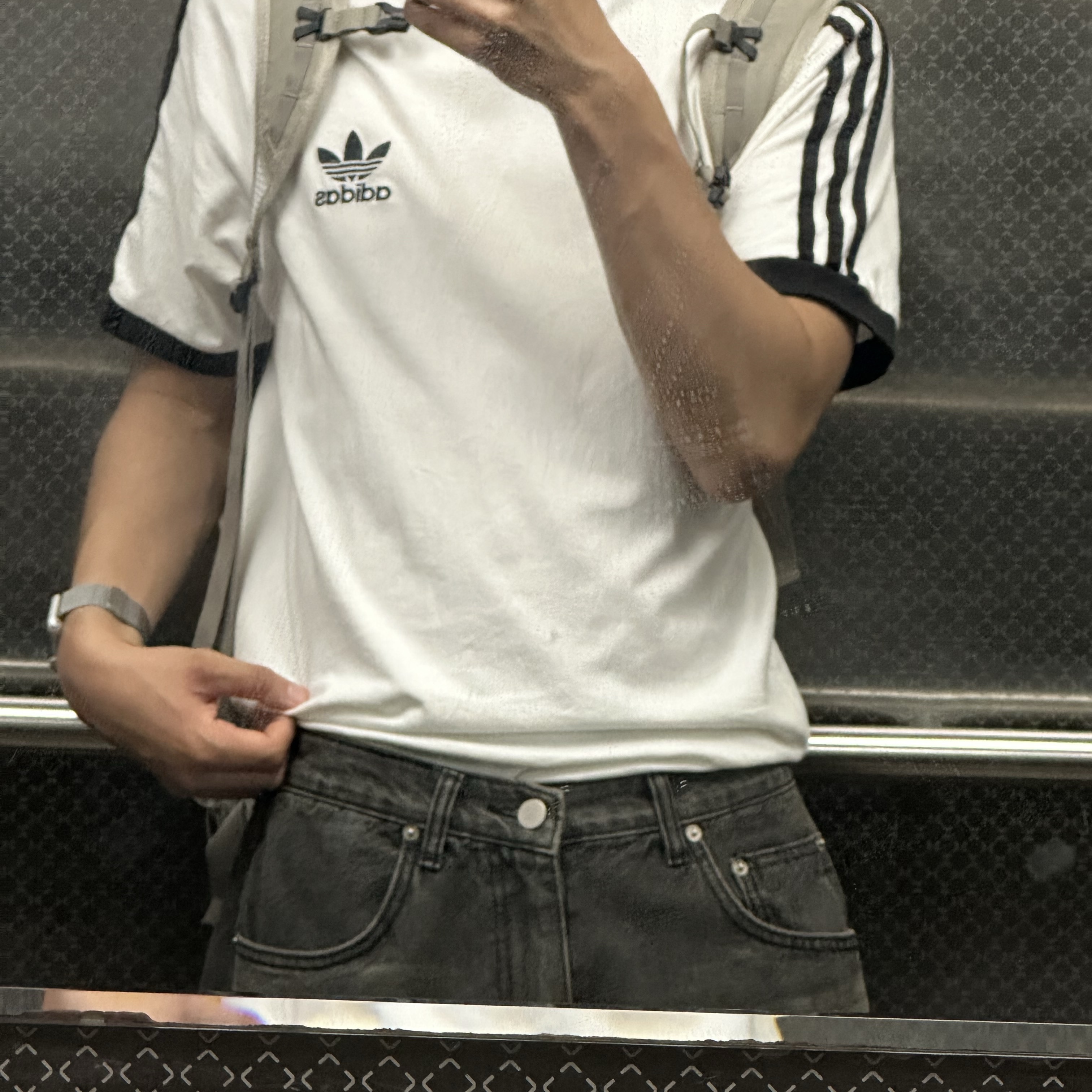 Salomon Trailblazer 10 Grey, Adidas Adicolor Classics 3-Stripes T-Shirt White - KR Sizing 착용 스타일