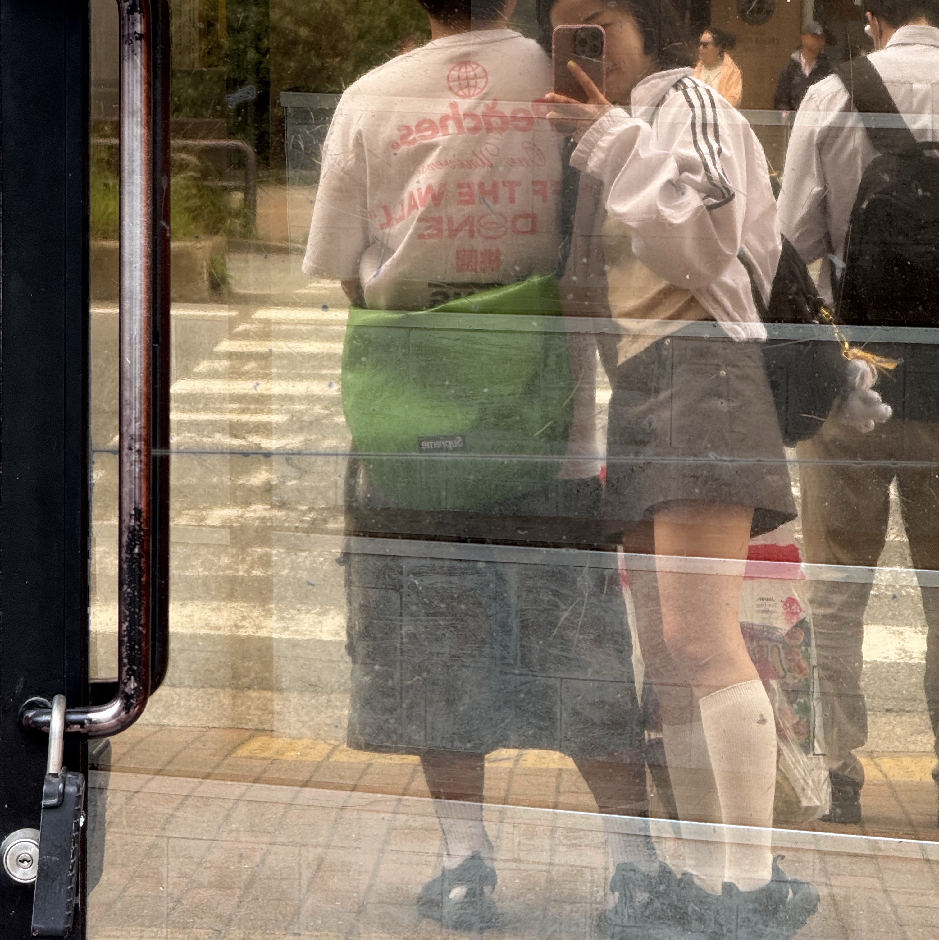 Supreme x Ortlieb Small Messenger Bag Green - 24SS 착용 스타일