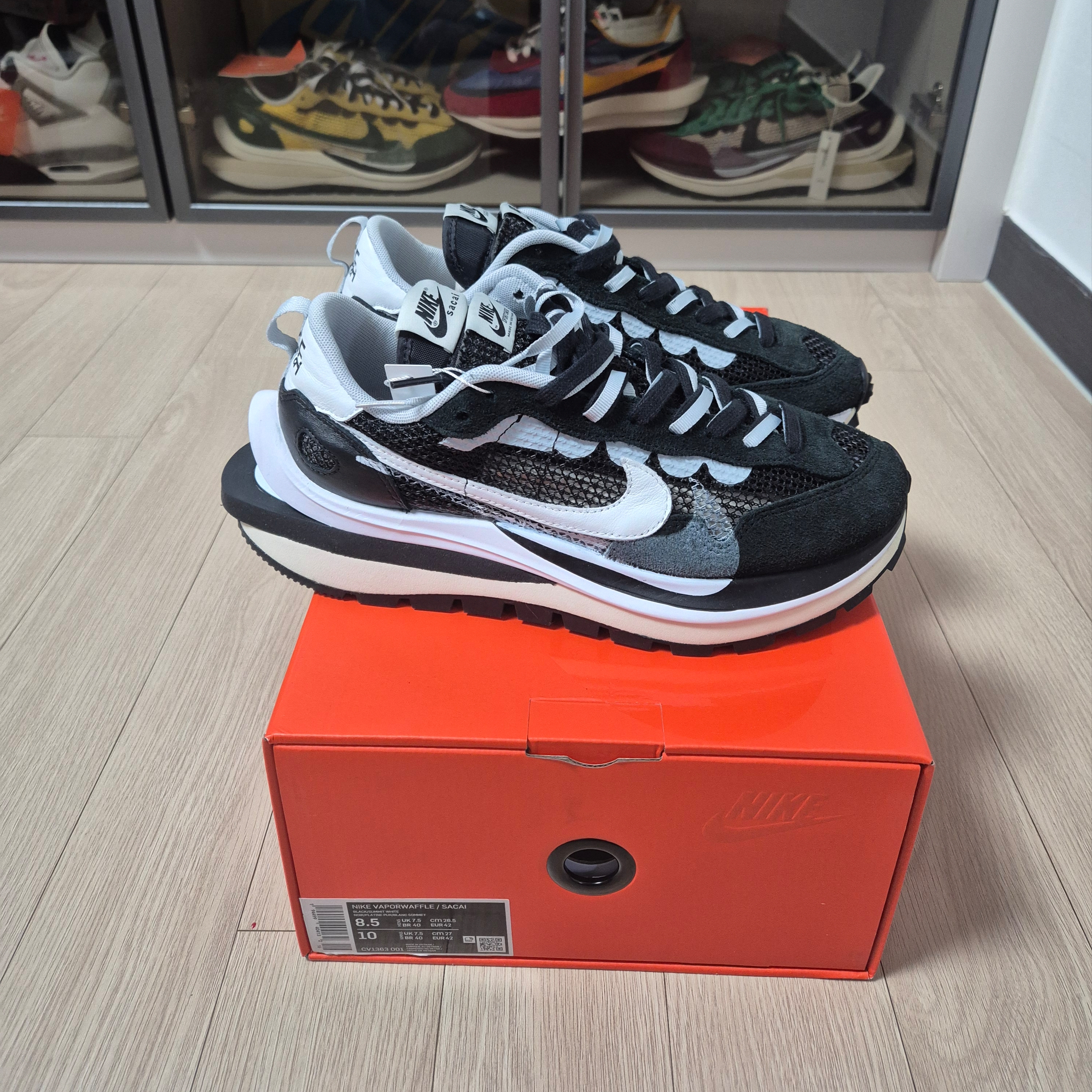 Nike x Sacai VaporWaffle Black White, Nike x Sacai VaporWaffle Tour Yellow & Gorge Green Sail 착용 스타일 - 2