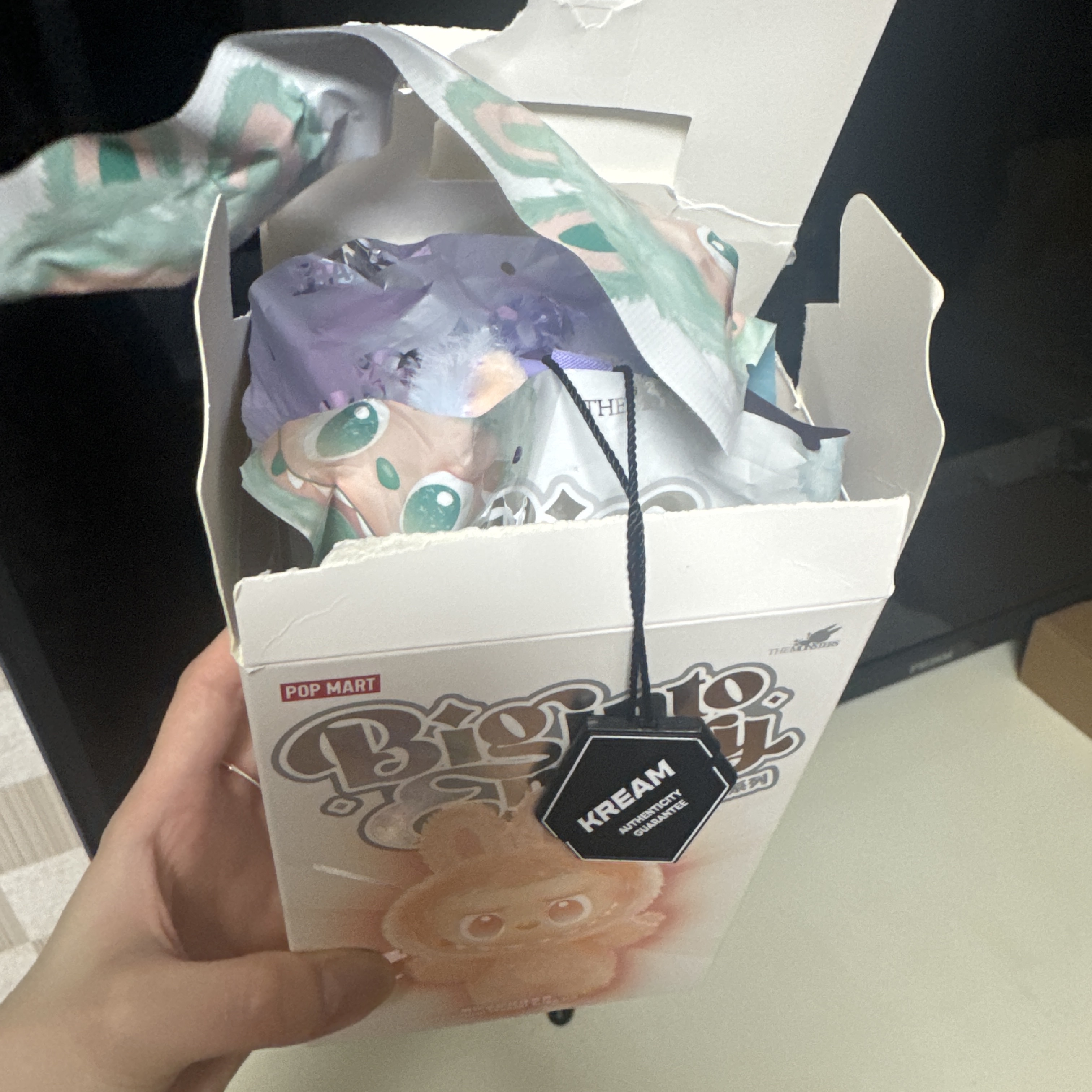 Pop Mart Labubu The Monsters Highlight Series Luck Keyring (Opened Case) 착용 스타일