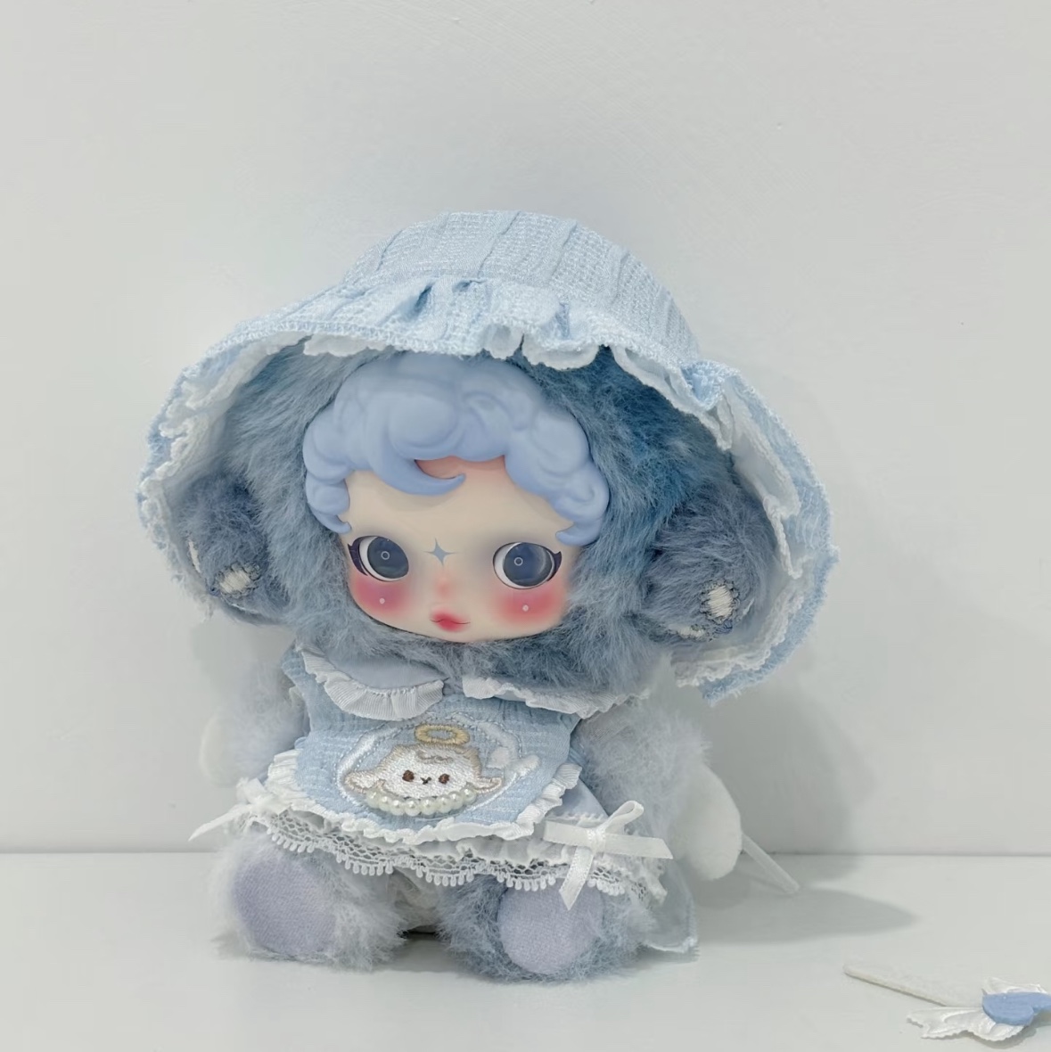 Pop Mart Skullpanda L’Impressionnisme Series Plush Doll Dew (Opened Case) 착용 스타일