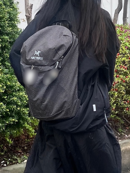 Arc'teryx Konseal 15 Backpack Black 착용 스타일