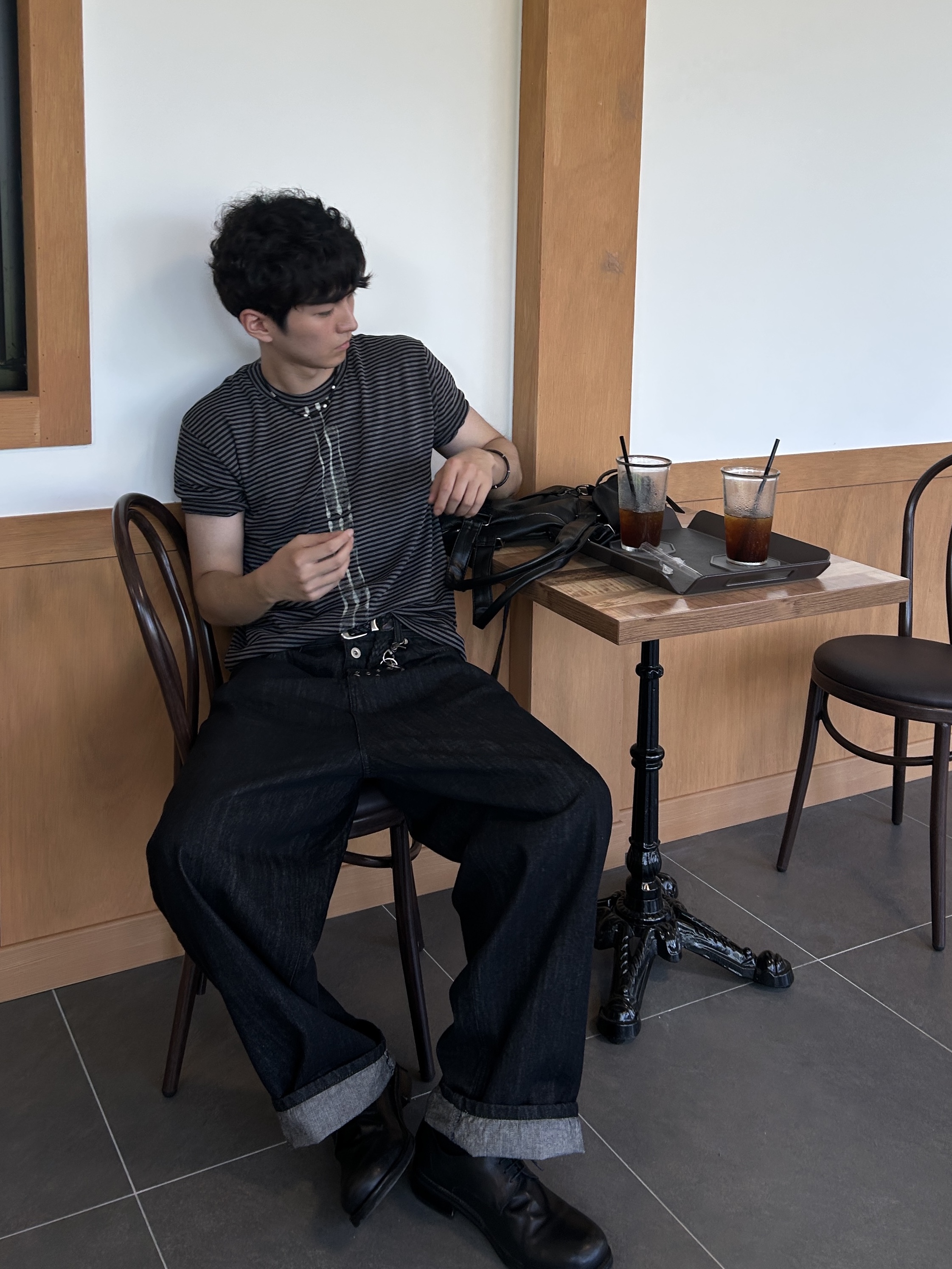Yase Mud Horsehide Derby Black 착용 스타일 - 1