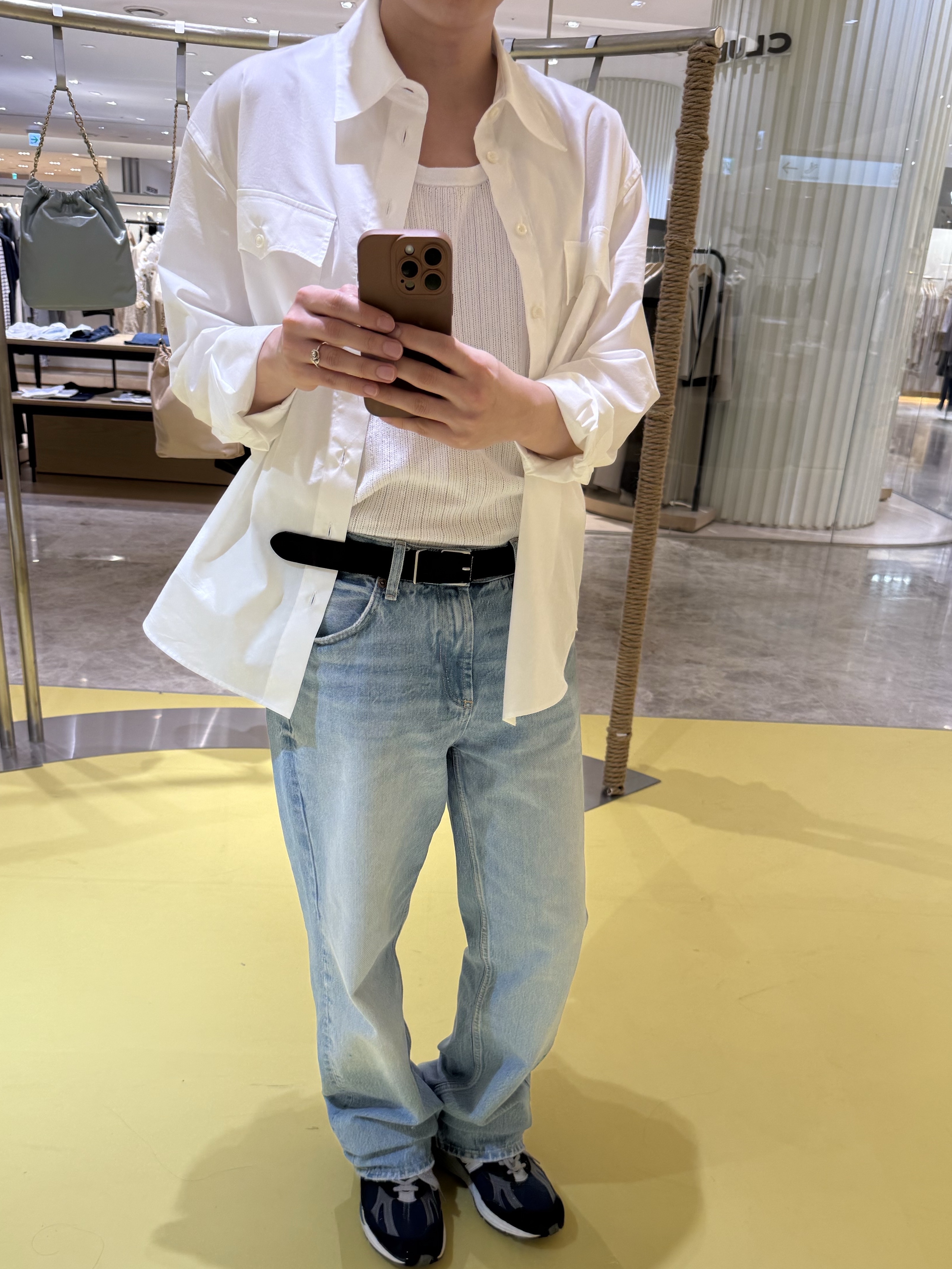 Athe garcon Leather Belt Black Buttero, Athe garcon Leather Belt Dark Beige Buttero 착용 스타일 - 4