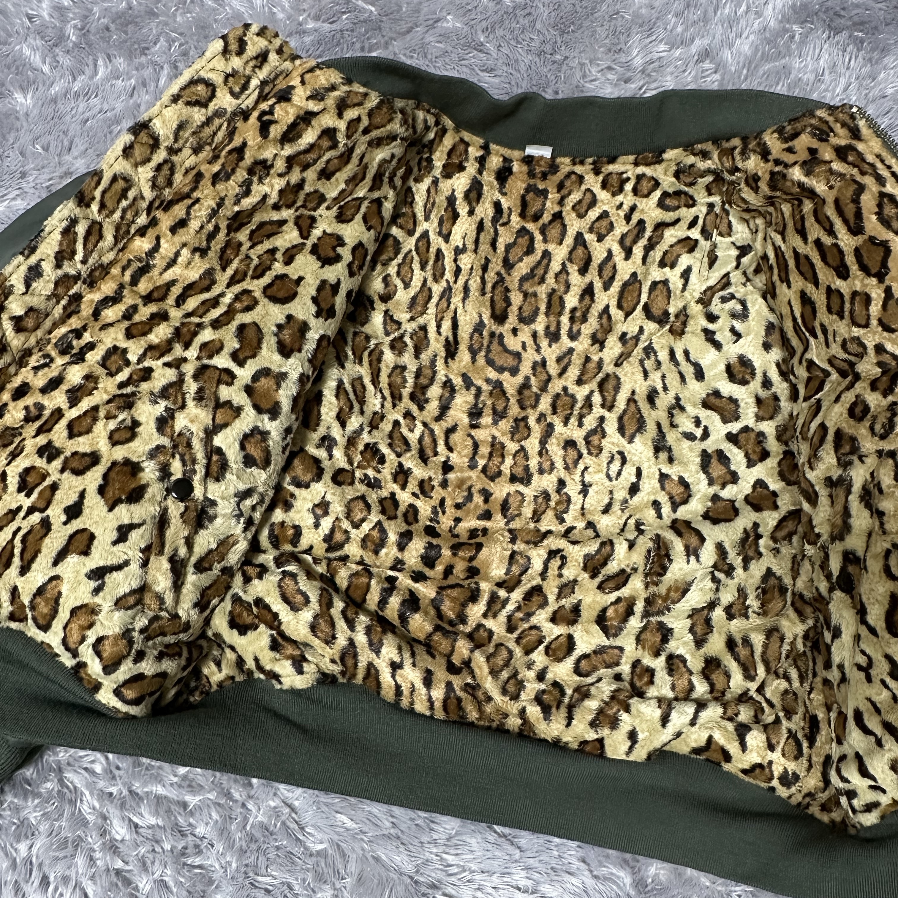 Supreme x GOODENOUGH Reversible MA-1 Olive - 25SS 착용 스타일 - 1