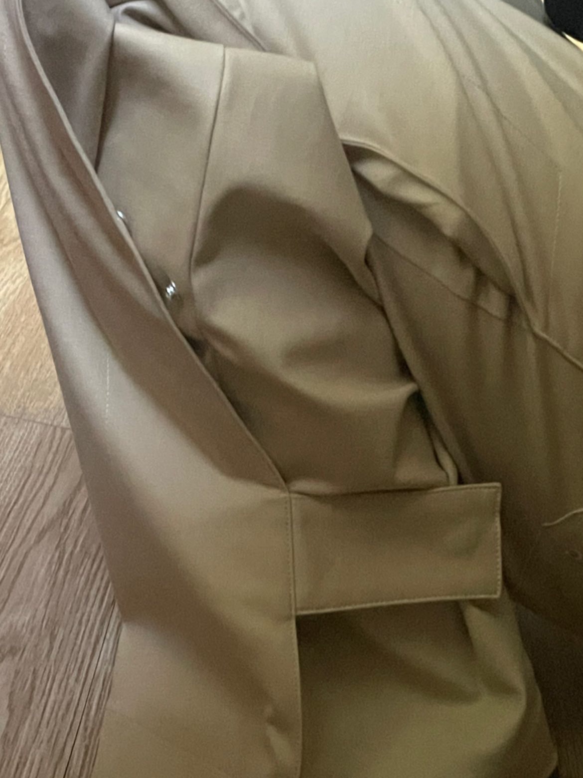Nonnod Flexible Pants Beige, [KREAM 단독] Nonnod Flexible Pants Black 착용 스타일 - 2