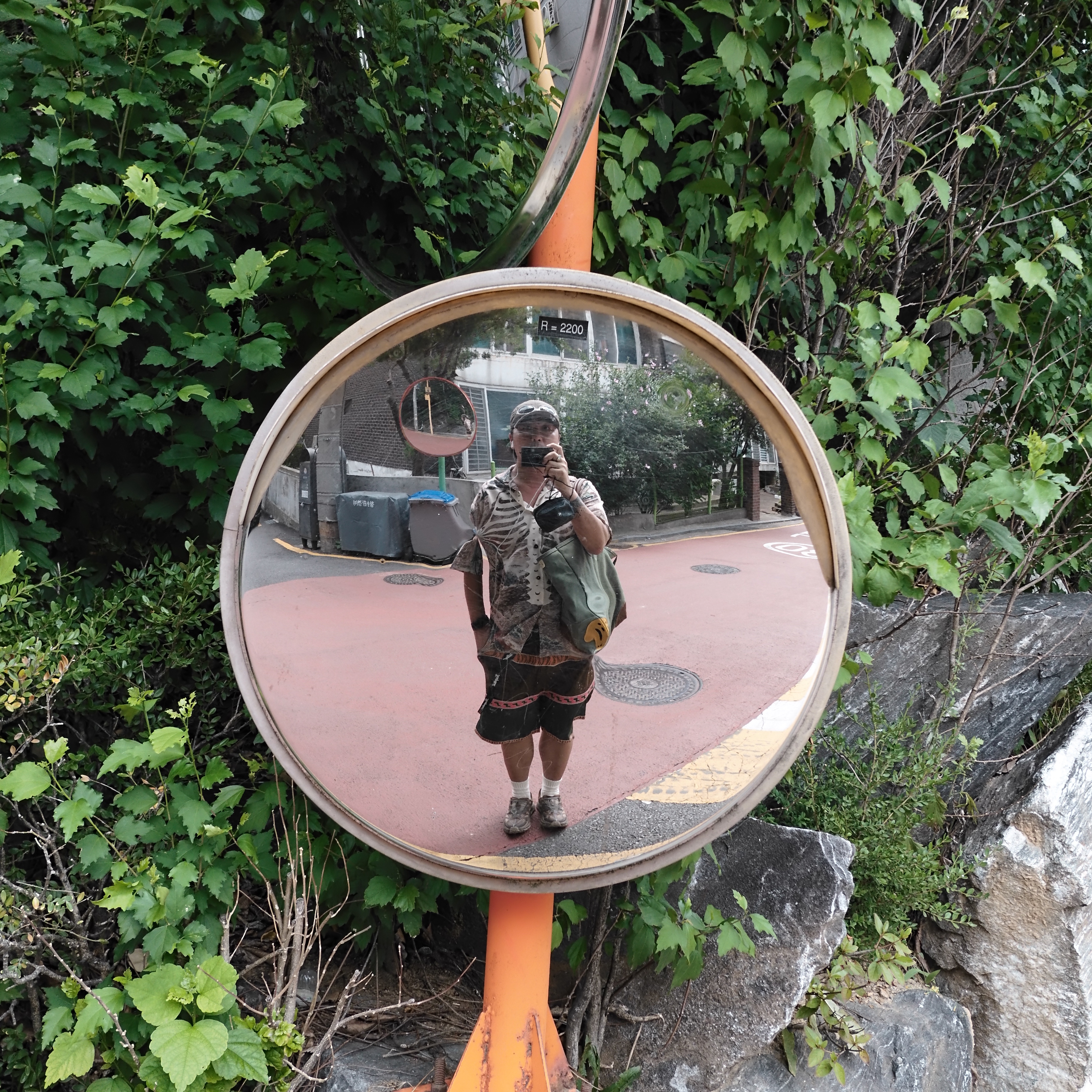 Kapital Kamehameha Bone Aloha Shirt Brown, Kapital No. 4 Army Canvas Milk Bag 10 Year Processing XS Khaki 착용 스타일 - 2