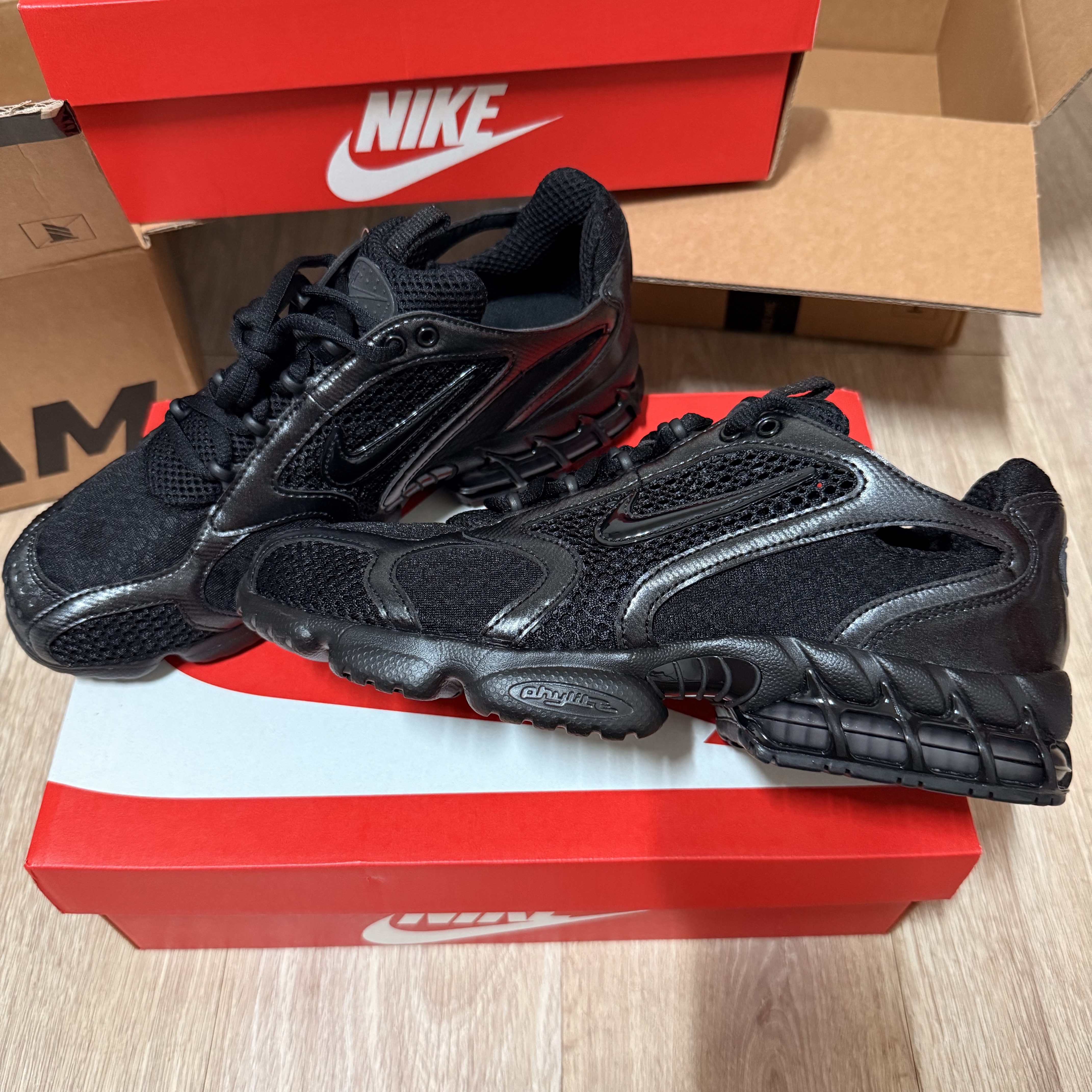 Nike Air Zoom Spiridon Cage 2 Black Anthracite 착용 스타일 - 2