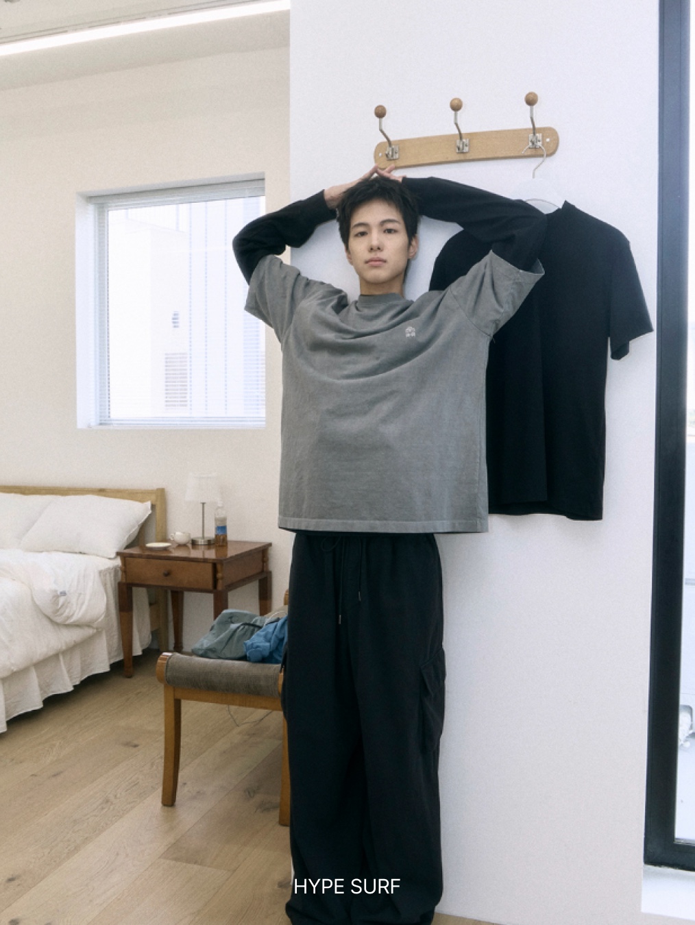 Polyteru Human Index Human Regular 1/2 T-Shirt Dyed Blue, Polyteru Human Index Human Regular 1/2 T-Shirt Dyed Gray 착용 스타일 - 2