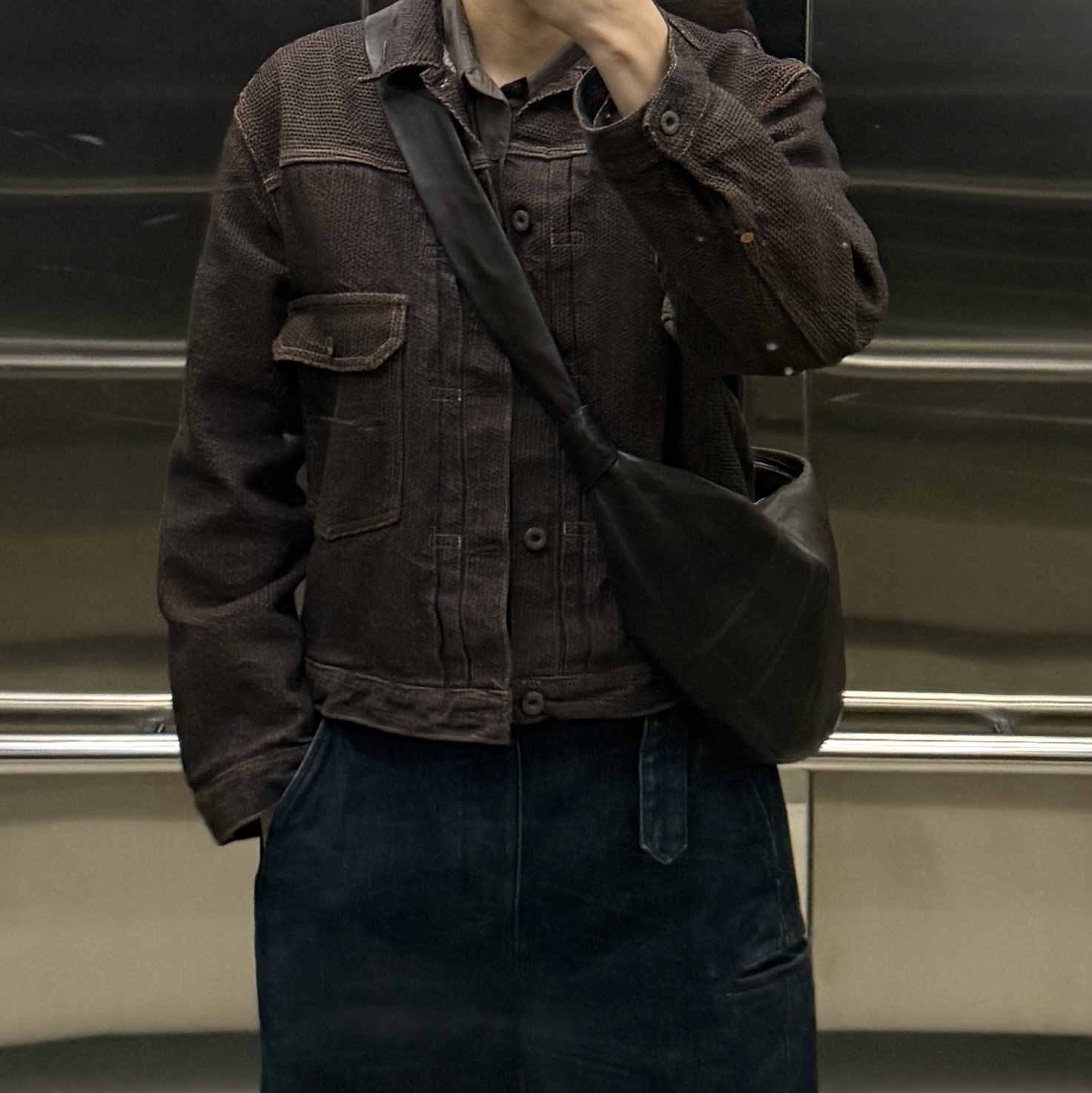 Kapital Century Denim 1st Jacket N5S Brown, Lemaire Medium Croissant Bag Soft Nappa Leather Dark Chocolate 착용 스타일