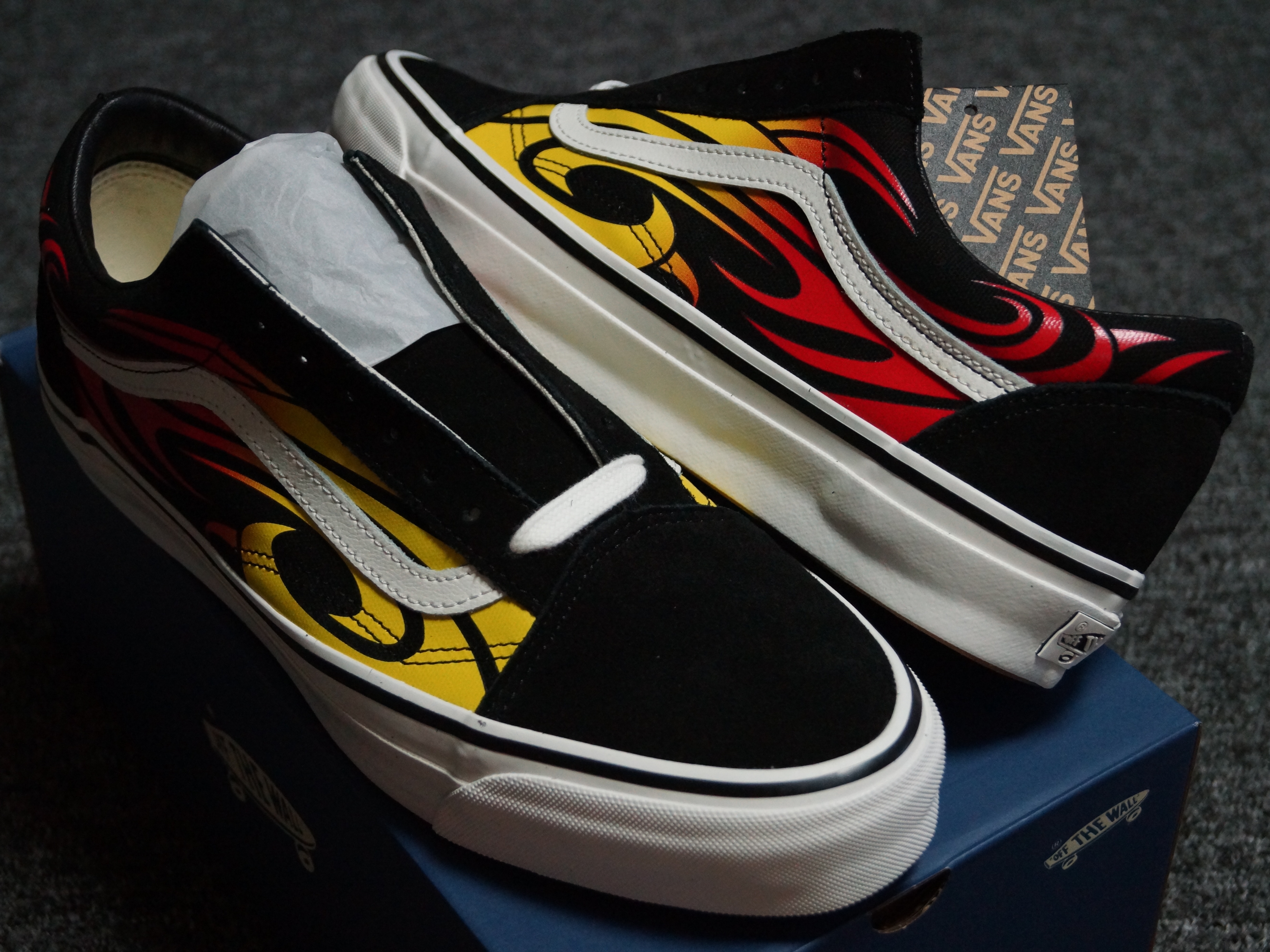 Vans Premium Old Skool Flame Black White 착용 스타일