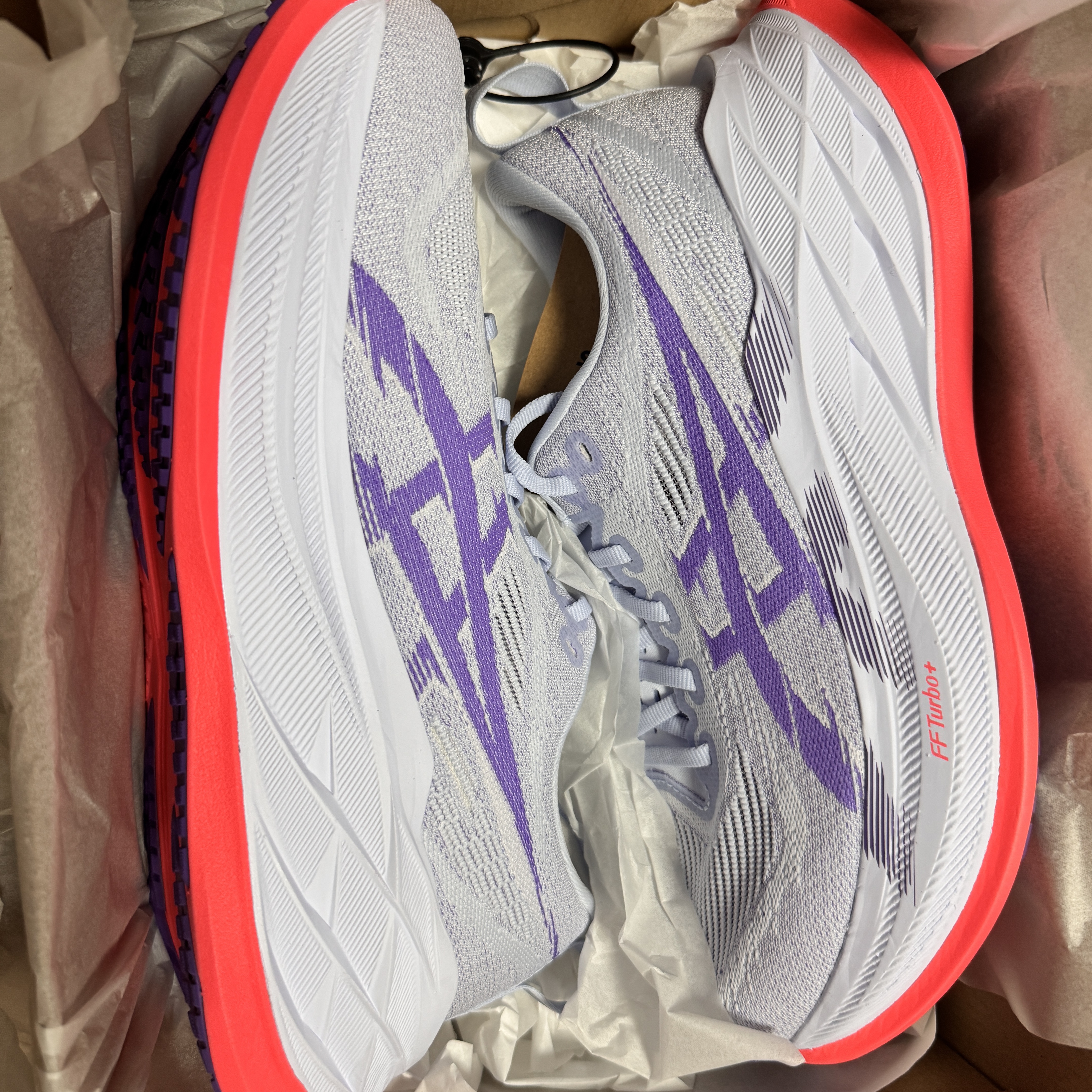 Asics Superblast 2 Blue Fade Edo Purple 착용 스타일