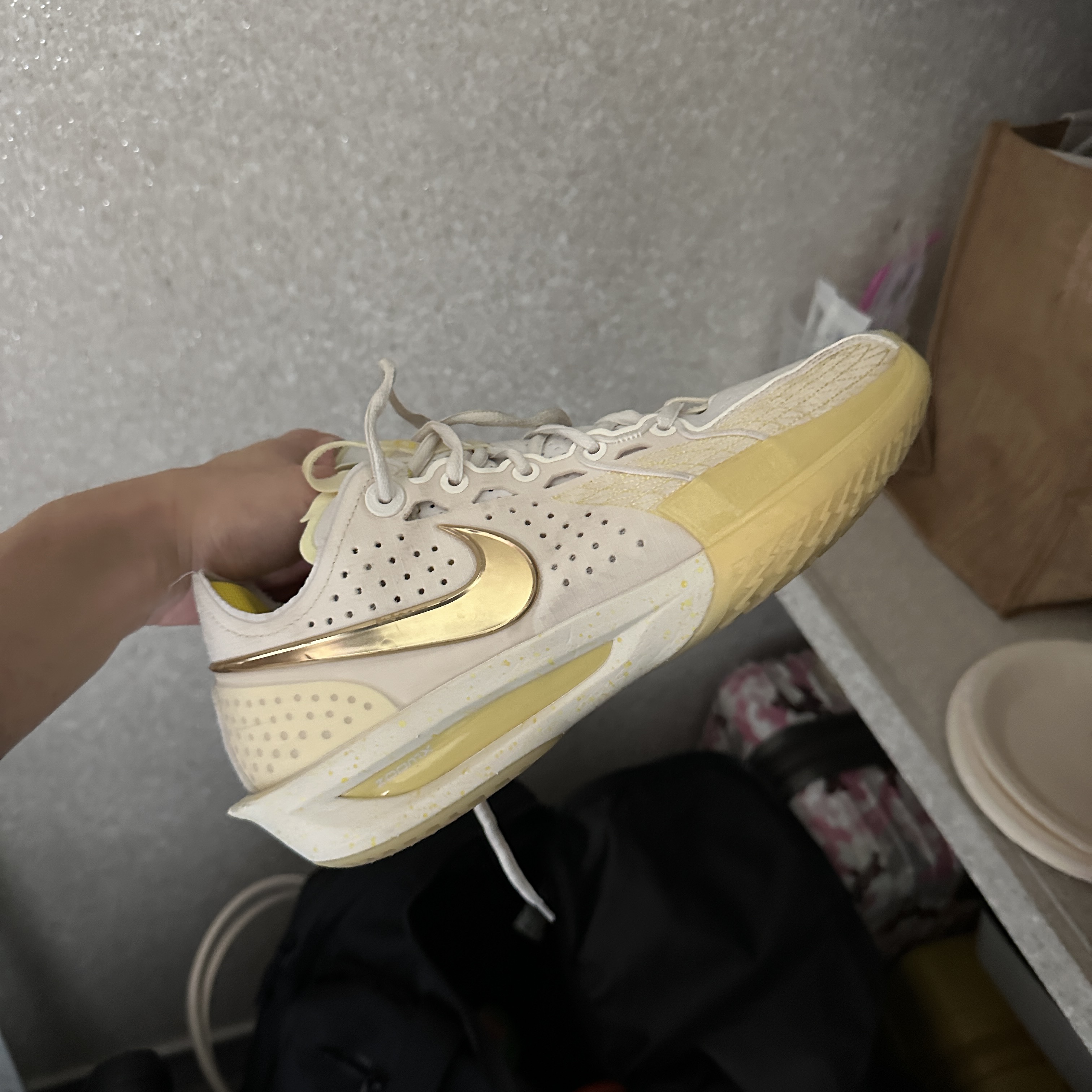 Nike G.T. Cut 3 EP Pale Ivory Sail 착용 스타일
