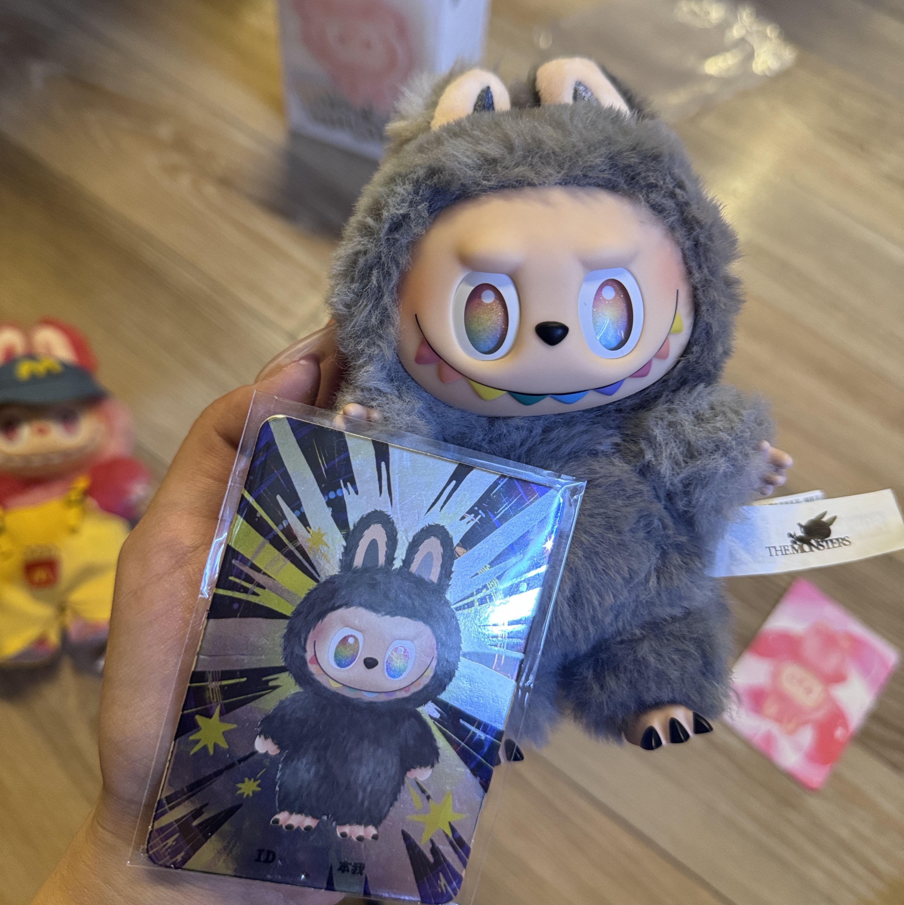 Pop Mart Labubu The Monsters Highlight Series ID Keyring (Opened Case) 착용 스타일
