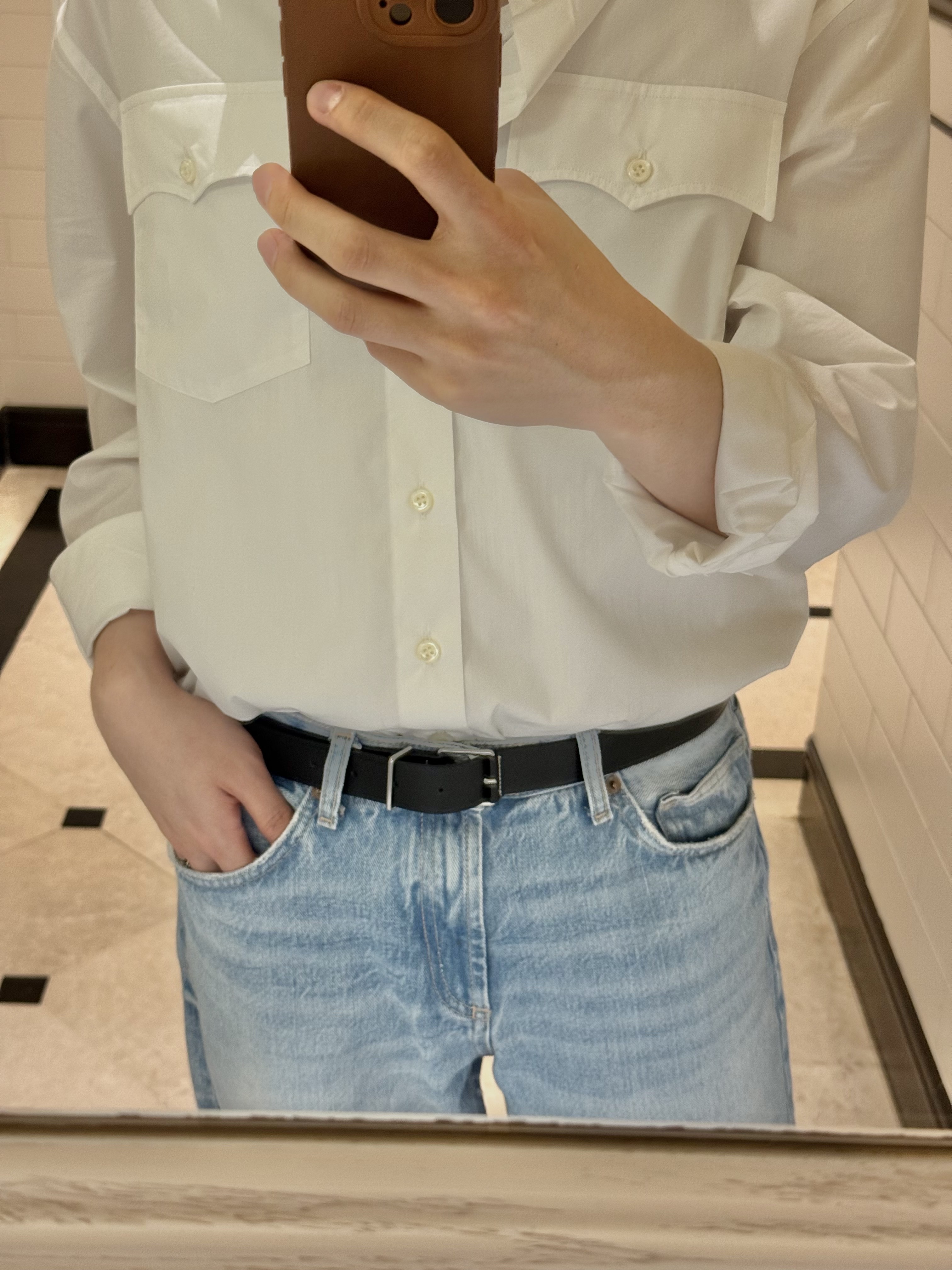 Athe garcon Leather Belt Black Buttero, Athe garcon Leather Belt Dark Beige Buttero 착용 스타일 - 2