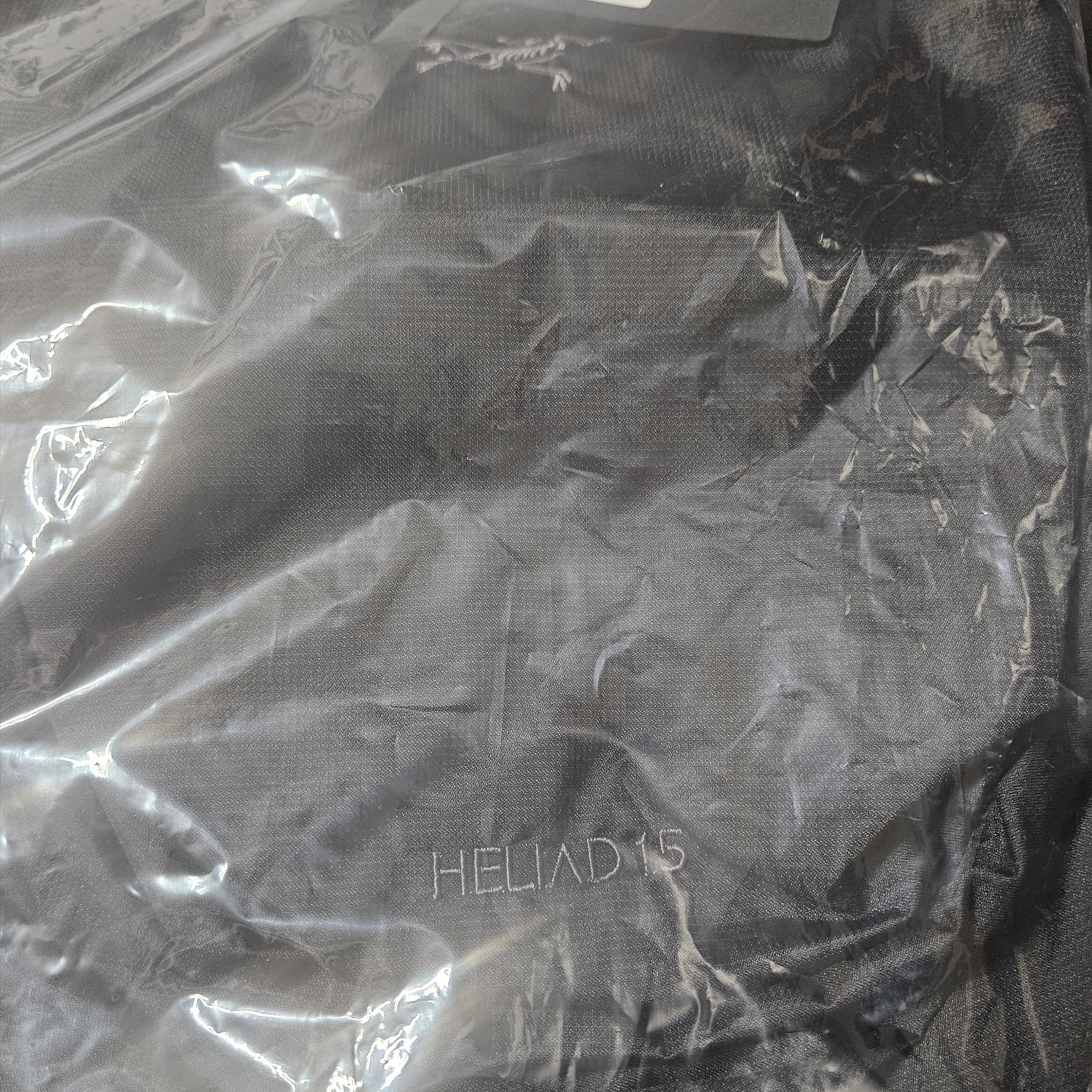 Arc'teryx Heliad 15 Backpack Black 착용 스타일