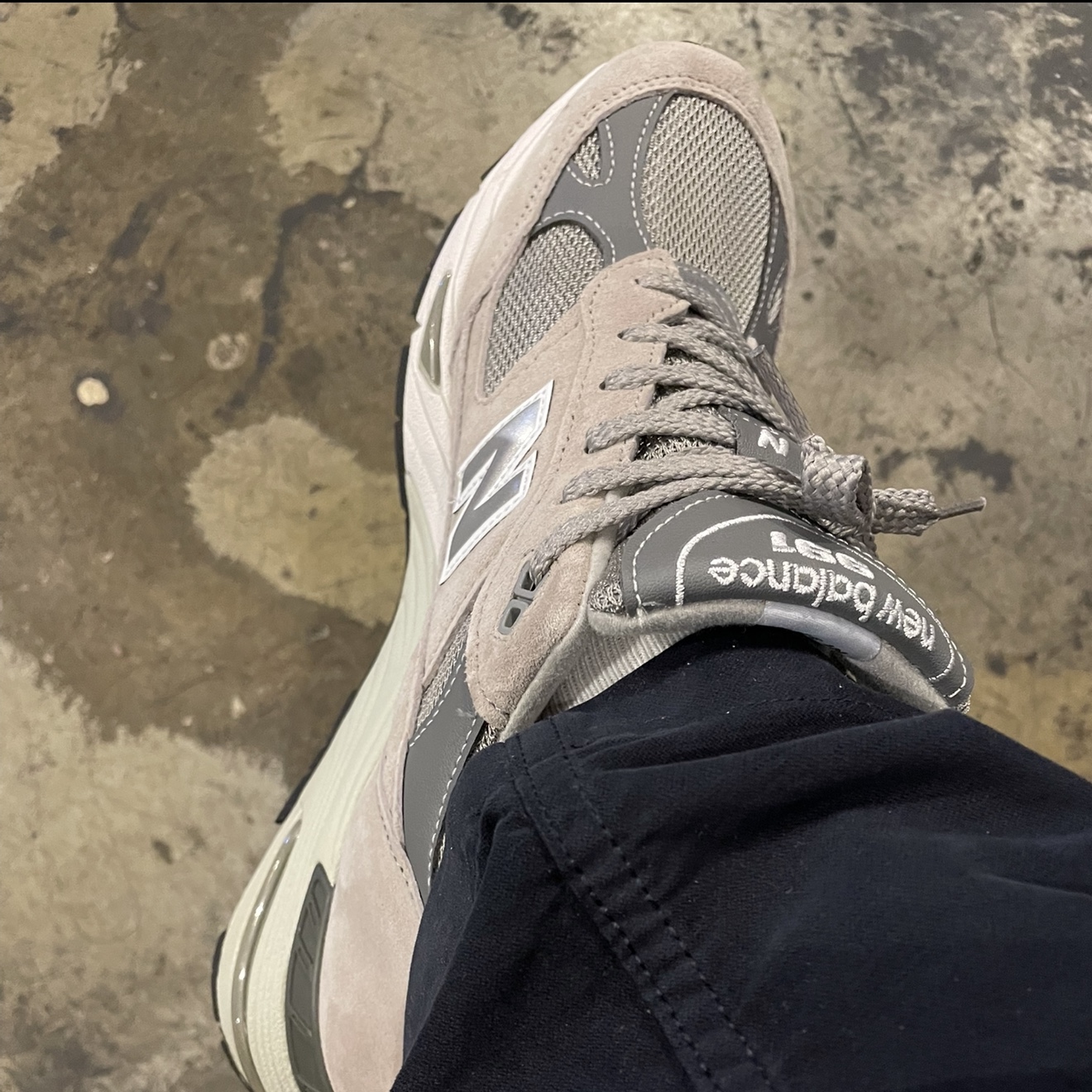 New Balance 991 Made in UK Grey 착용 스타일