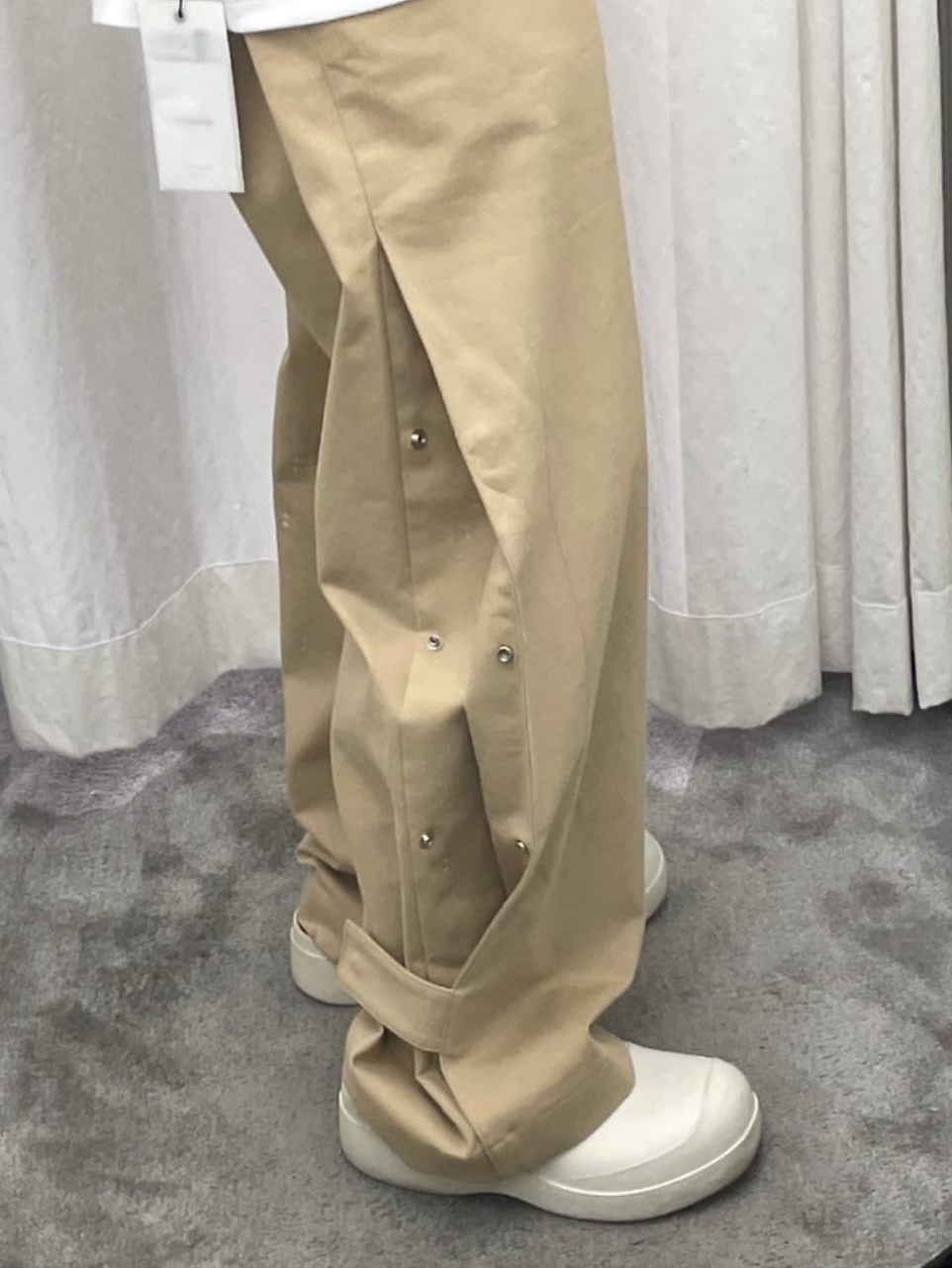 Nonnod Flexible Pants Beige 착용 스타일