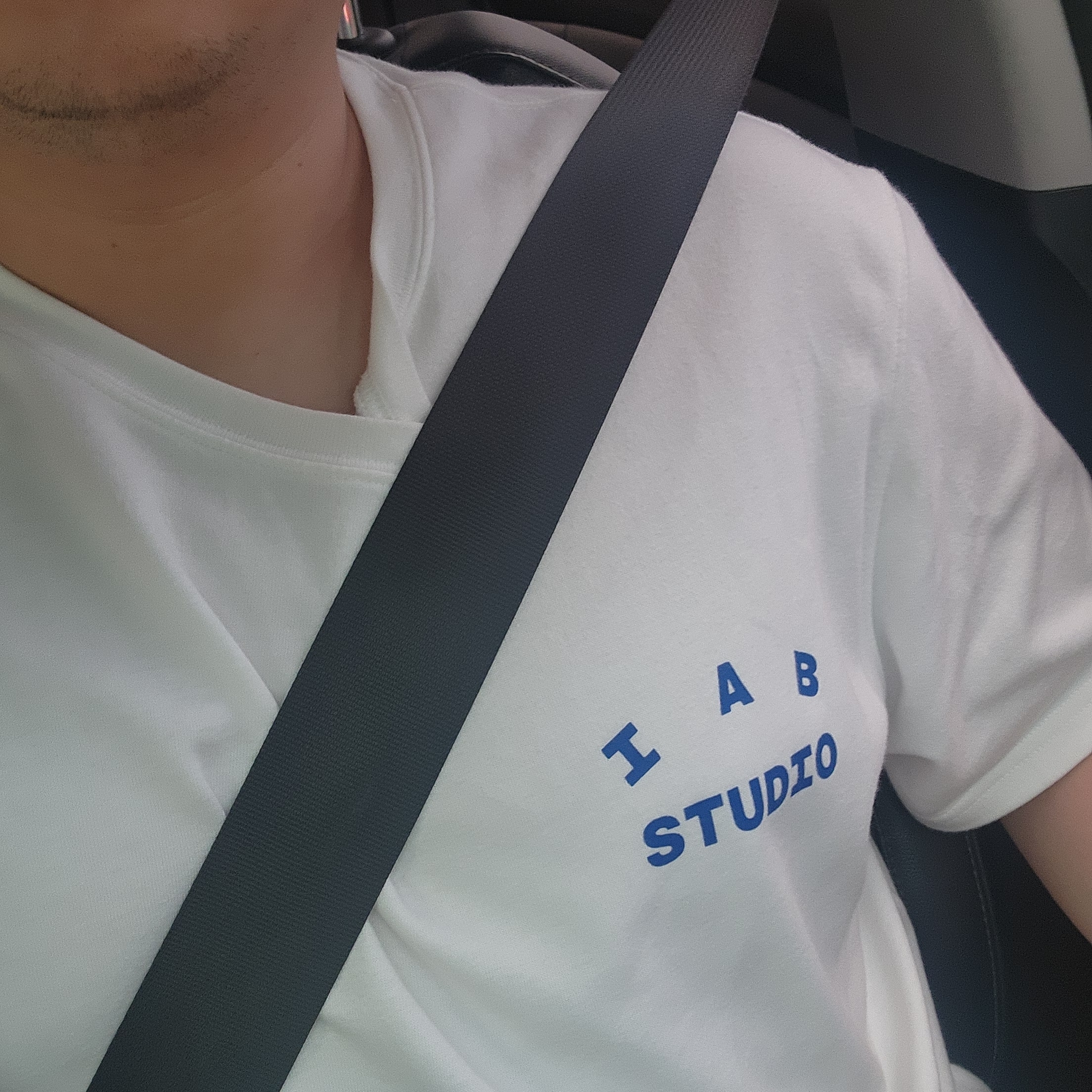 IAB Studio 10th Anniversary T-Shirt White 착용 스타일