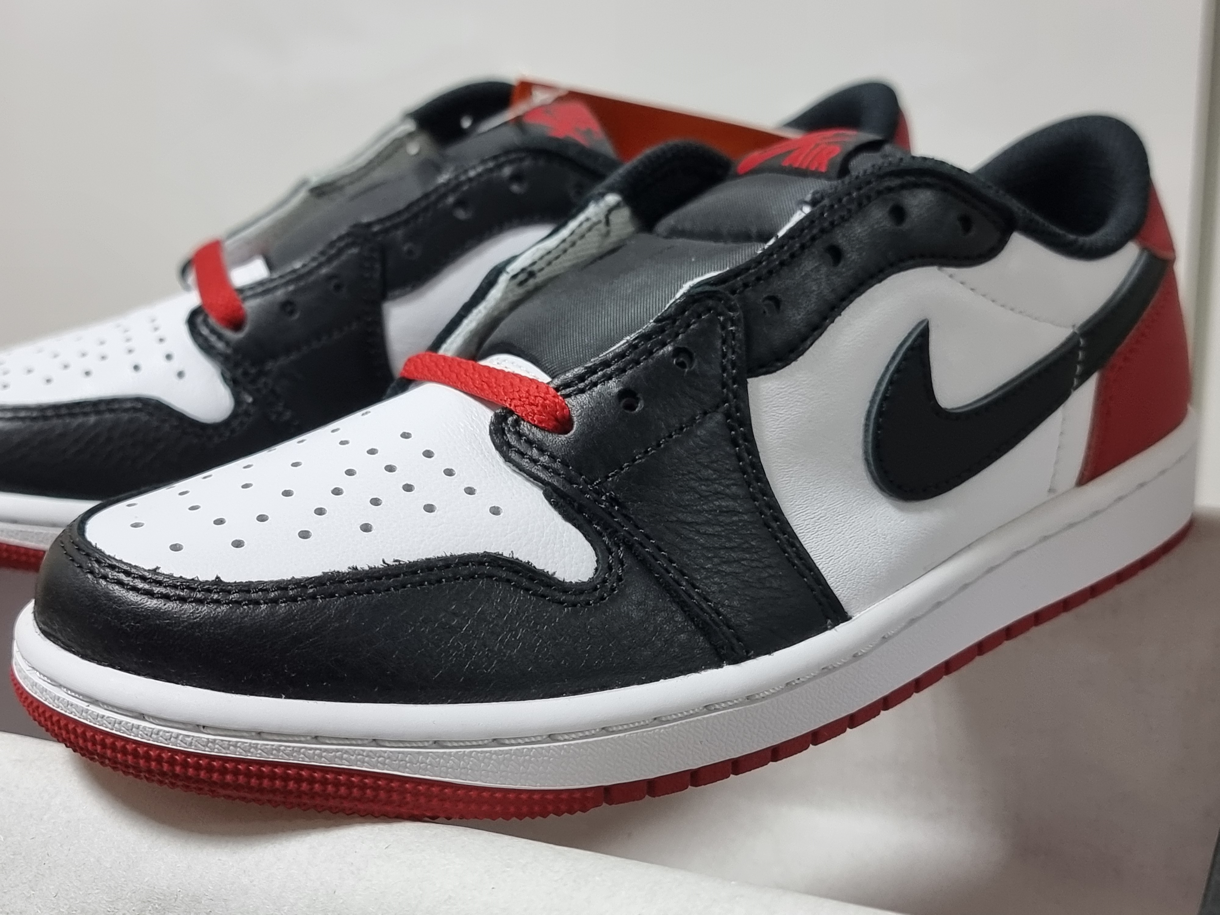 Jordan 1 Retro Low OG Black Toe 착용 스타일
