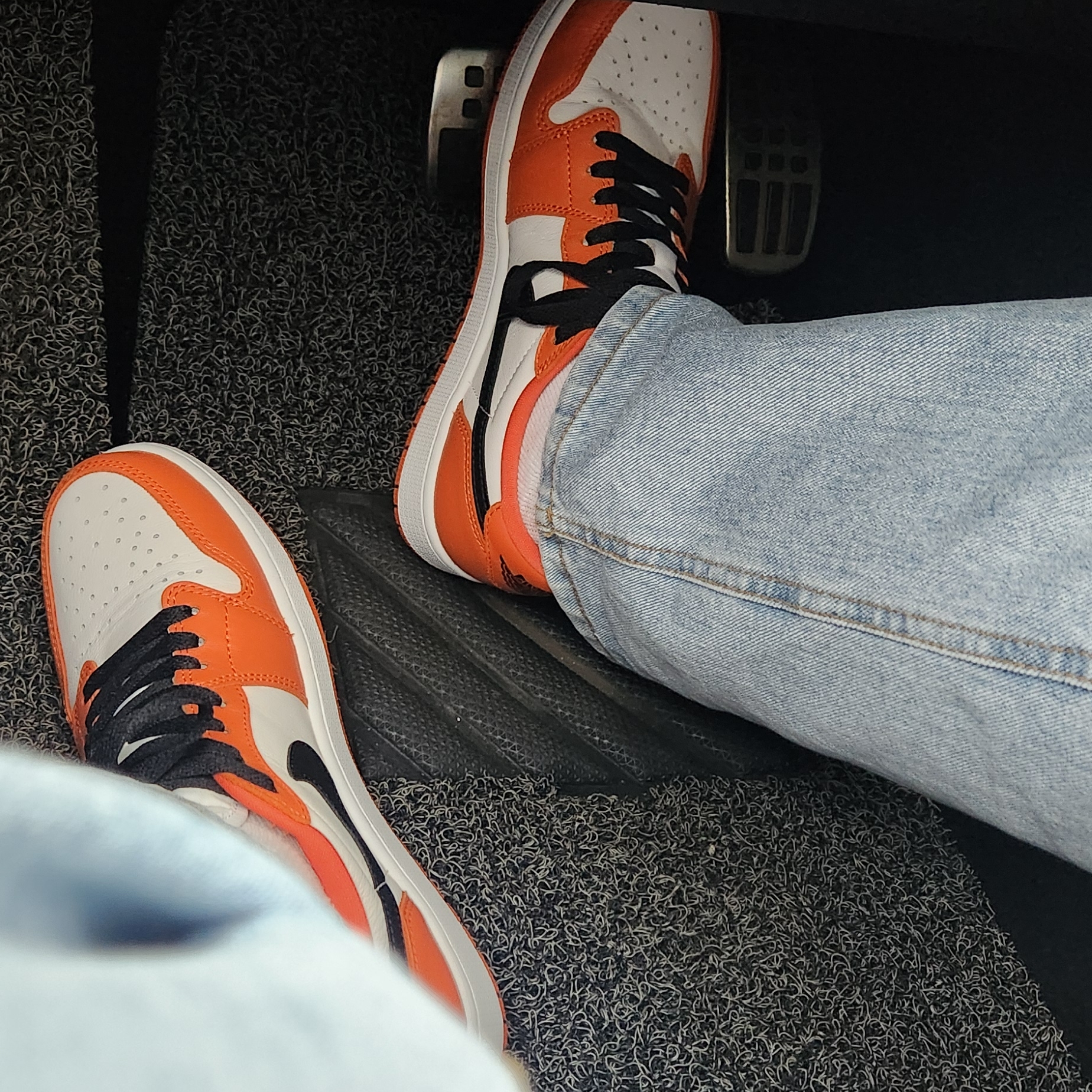 Jordan 1 Low OG Starfish 착용 스타일 - 7