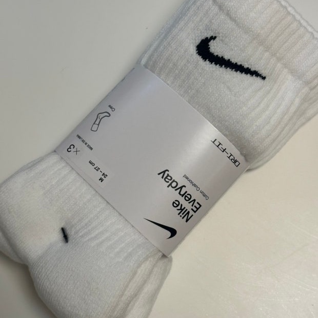 Nike Everyday Cushioned Training Crew Socks White (3 Pack/Korean Ver.) 착용 스타일