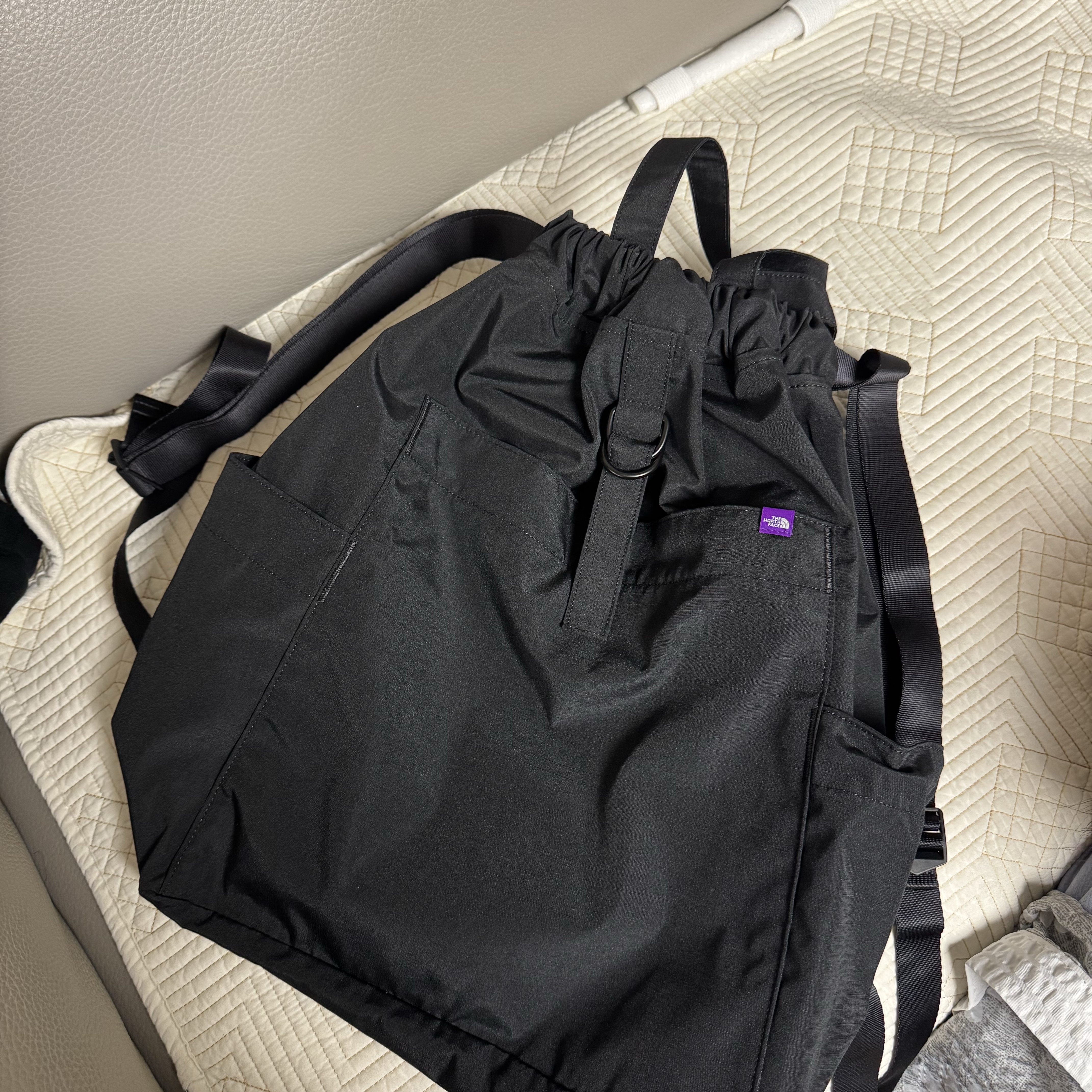 The North Face Purple Label Mountain Wind Day Pack Black 착용 스타일