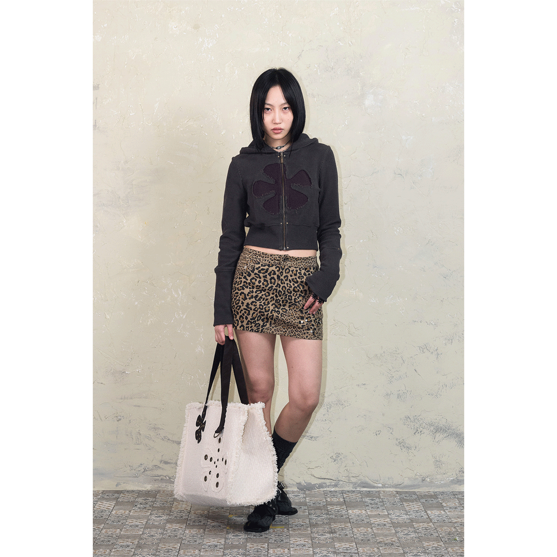 스틸레써디 립드 플라워 크롭 후디 브라운(Still Lethardy Ribbed Flower Crop Hoodie Brown) - 4