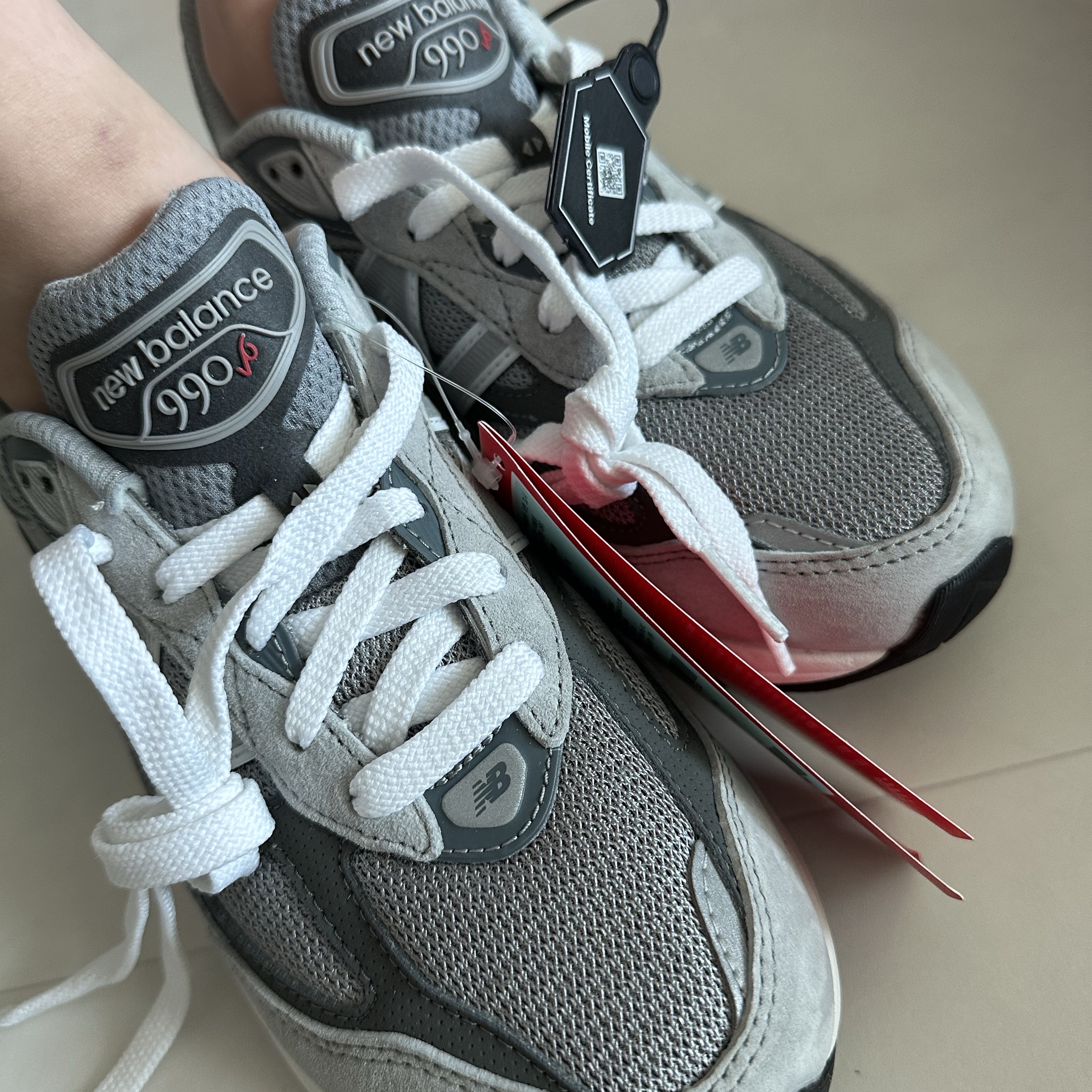 (GS) New Balance 990v6 Gray - M Medium 착용 스타일