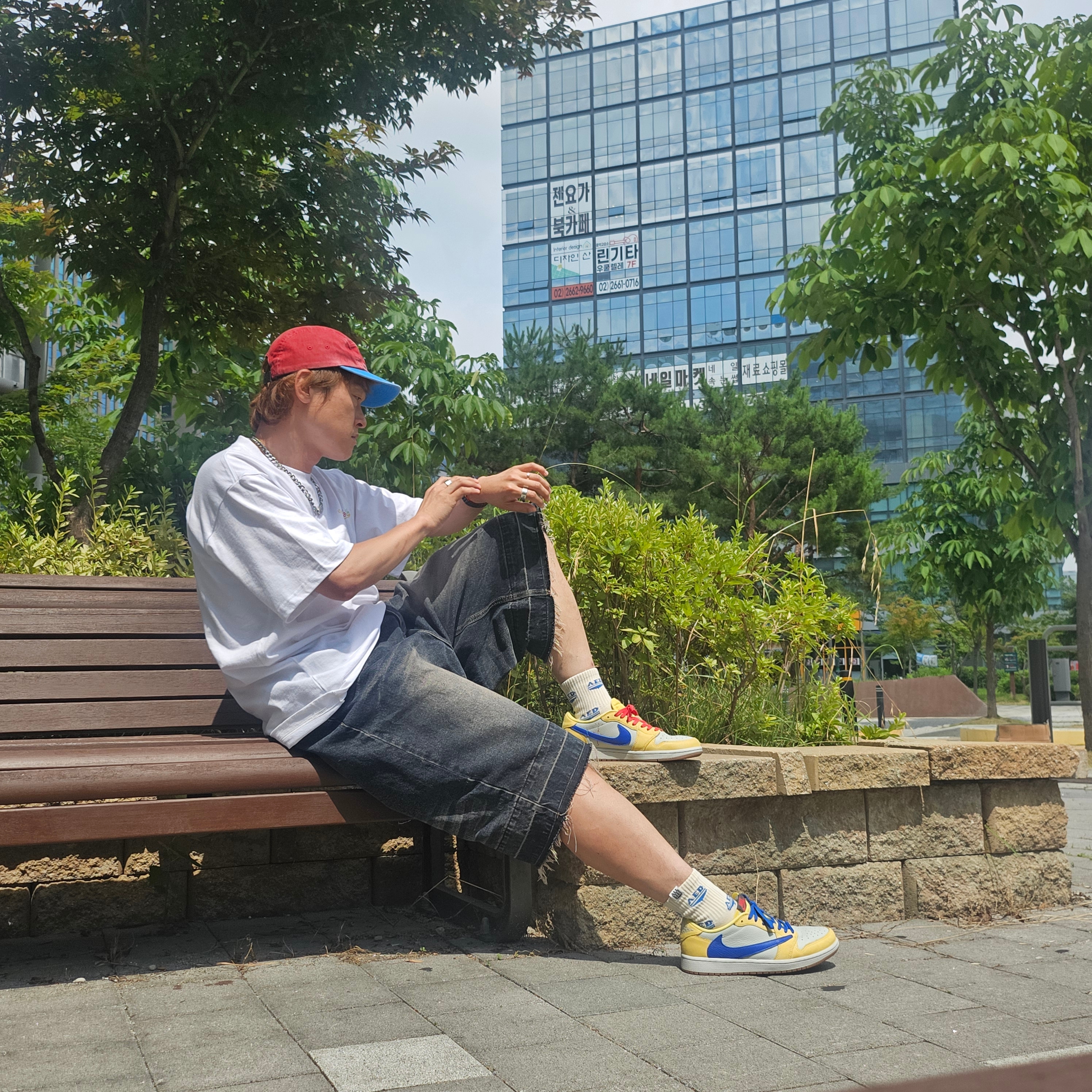 Diesel Dx1509 Stainless Steel Chain Necklace Silver, Supreme Pigment 2-Tone Camp Cap Red - 24SS 착용 스타일 - 2