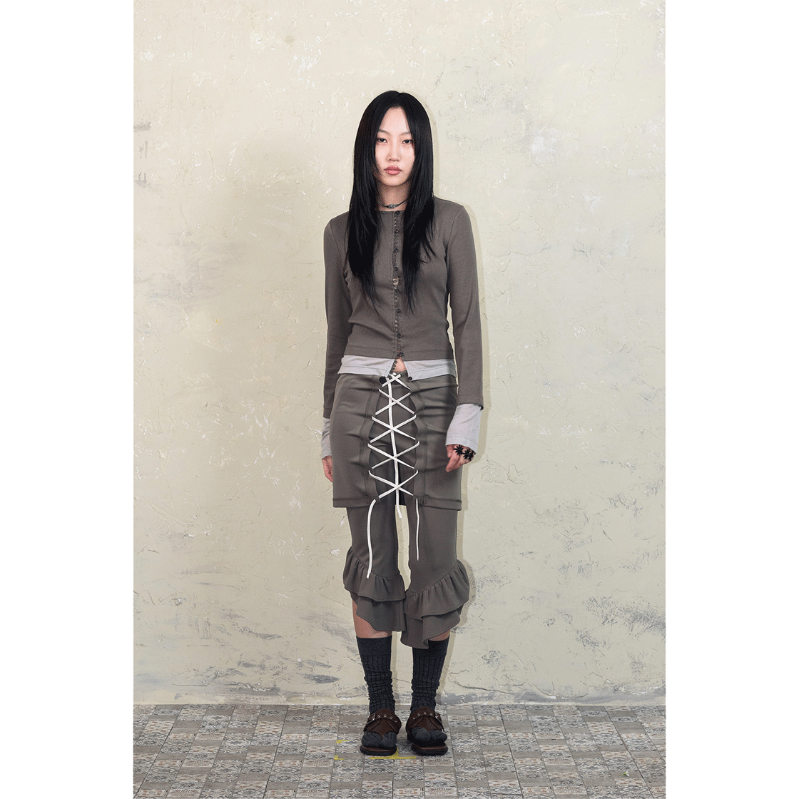 스틸레써디 레이스업 컨버터블 점프슈트 카키(Still Lethardy Lace-Up Convertible Jumpsuit Khaki) - 4
