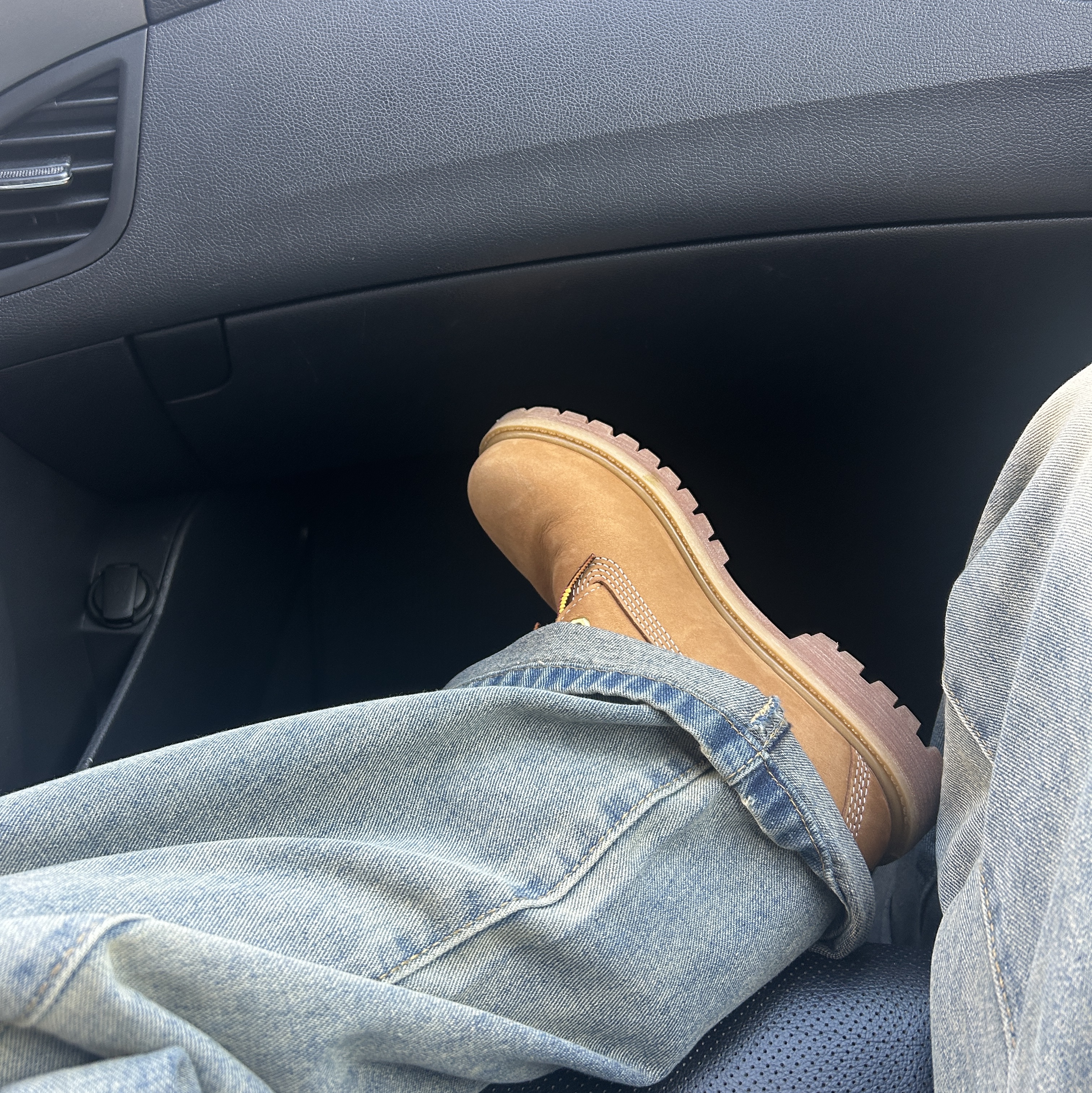 (W) Timberland 6 Inch Premium Waterproof Boot Wheat Nubuck - Medium 착용 스타일