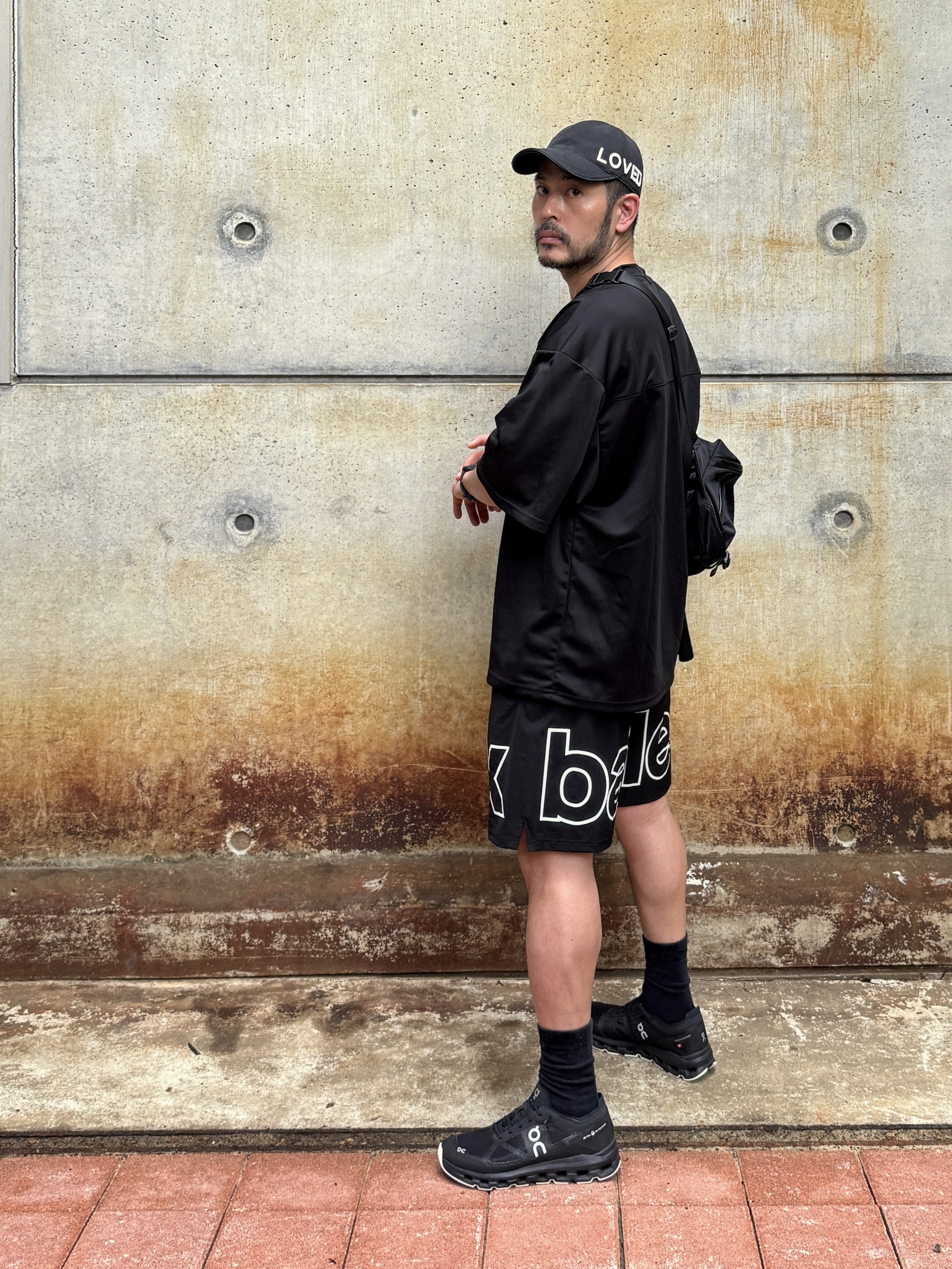 On Running x Sail Racing Cloud Regatta 999 Black 착용 스타일 - 4