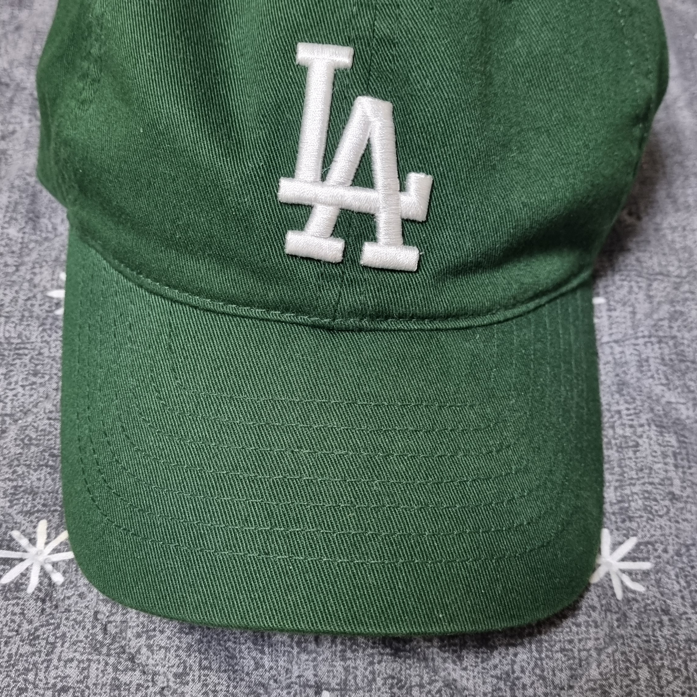 MLB Rookie Unstructure Ball Cap LA Dodgers Green 착용 스타일