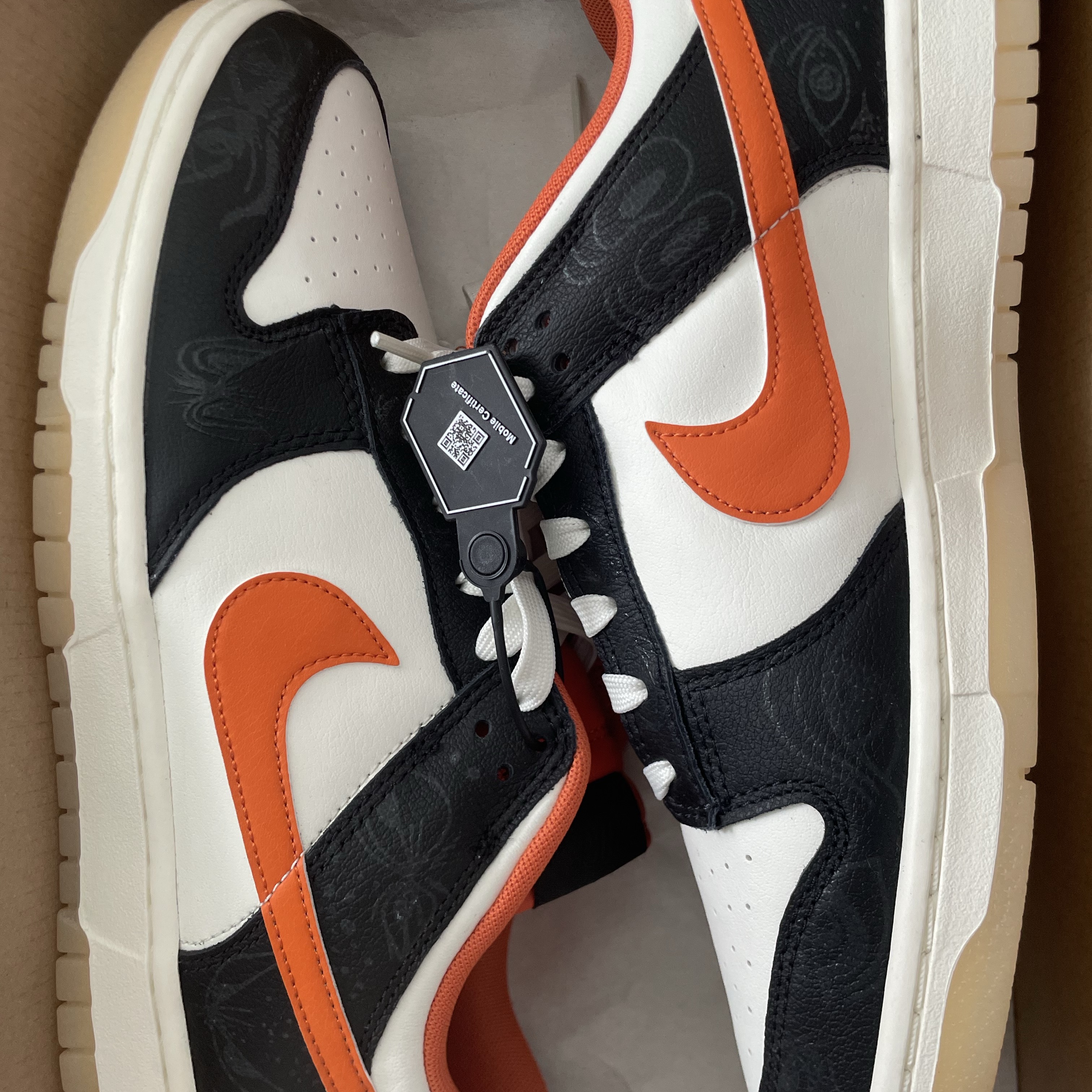 Nike Dunk Low Retro PRM Halloween 착용 스타일 - 1