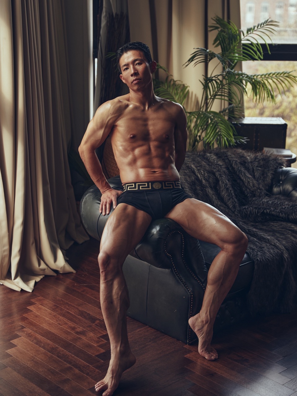 Versace Greca Border Trunks Black White (2 Pack) 착용 스타일 - 2
