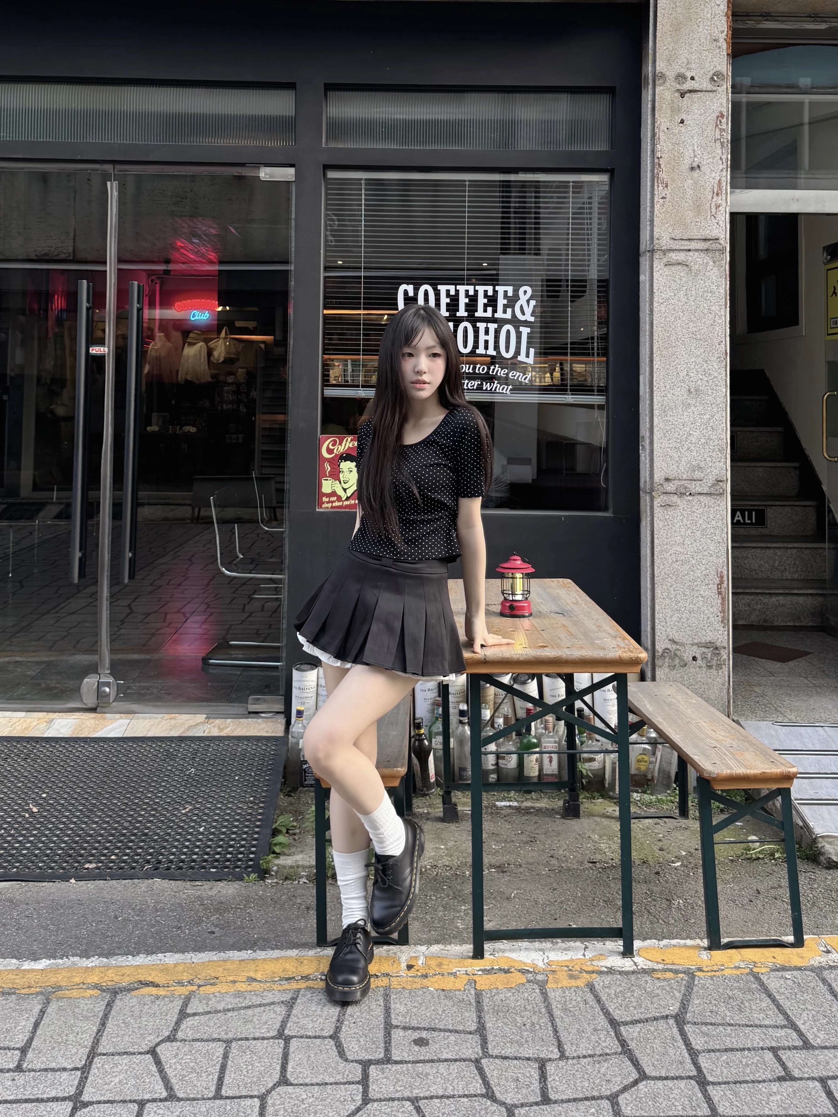 Dr. Martens 1461 Bex Black 착용 스타일 - 1