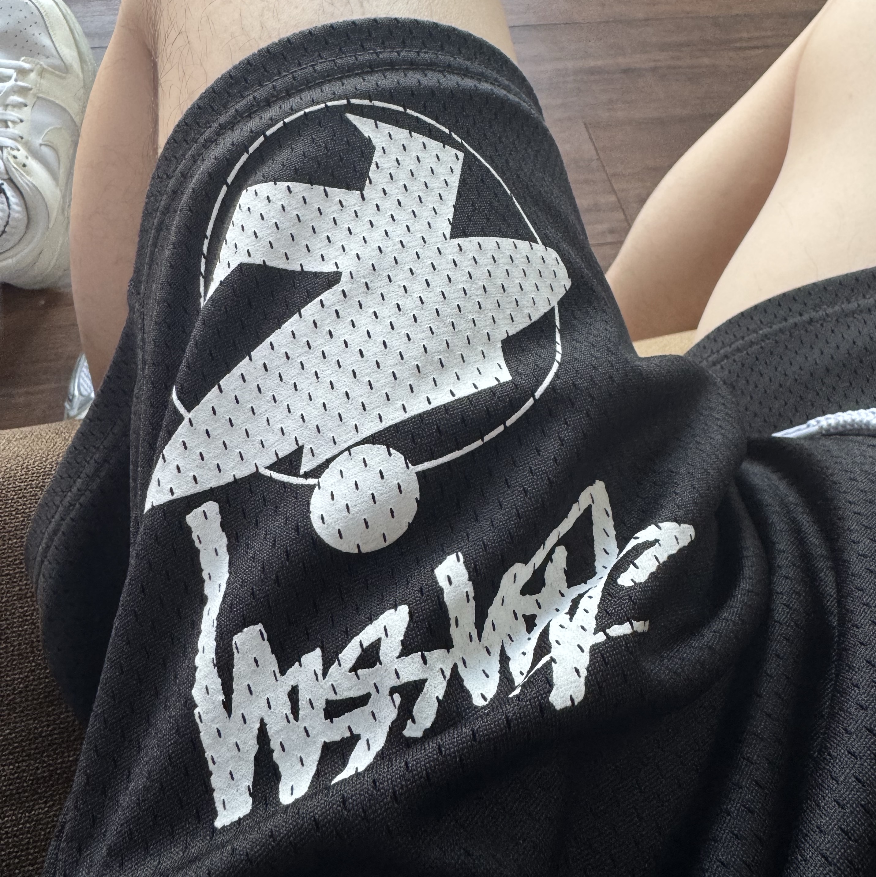 Stussy Surfman Mesh Shorts Black 착용 스타일
