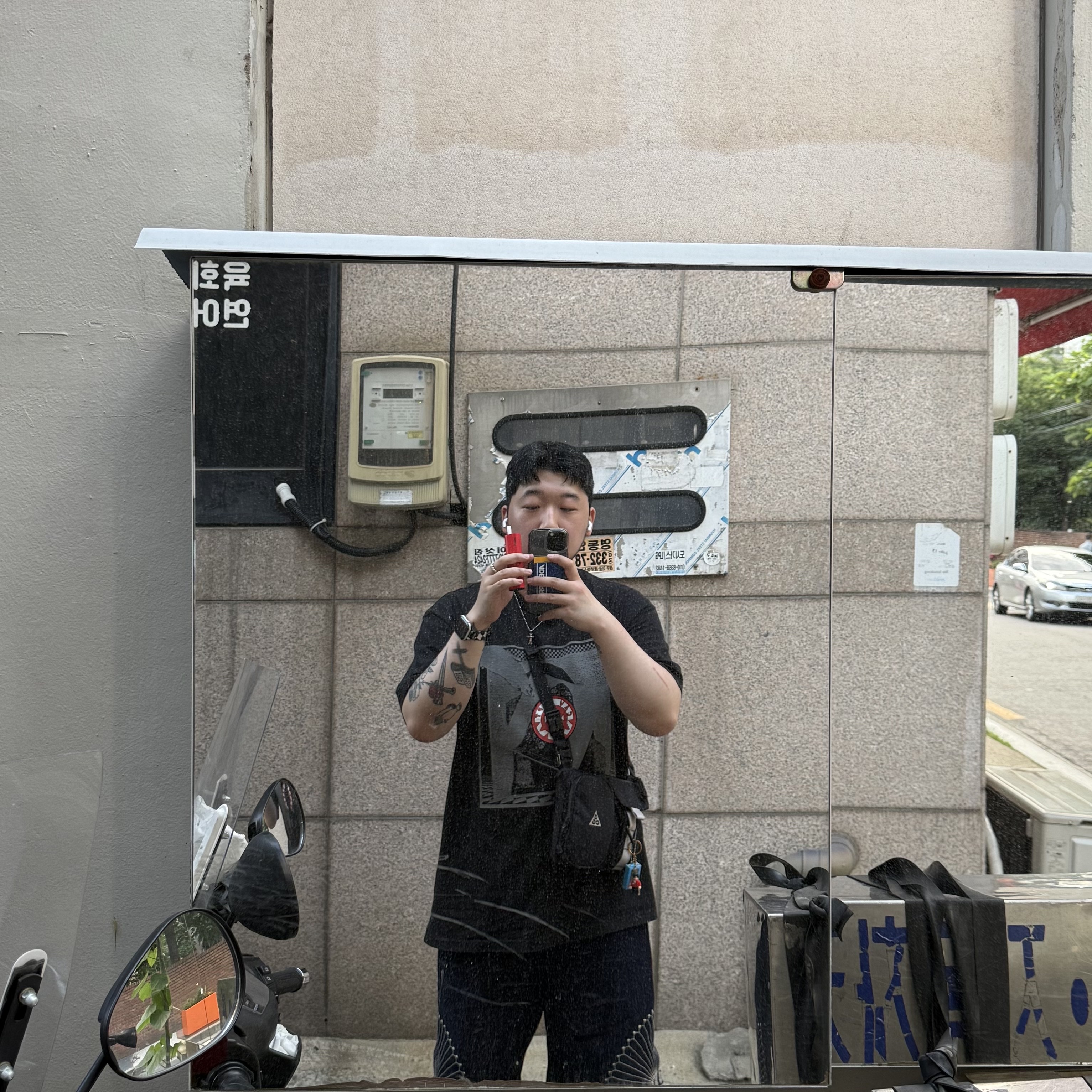 Nike ACG Daymax Crossbody Bag 3L Black College Grey, Kapital 10 oz. IDG x IDG Denim Easy Shorts Furoshiki Embroidery Indigo μ°©μ© μ€νμΌ