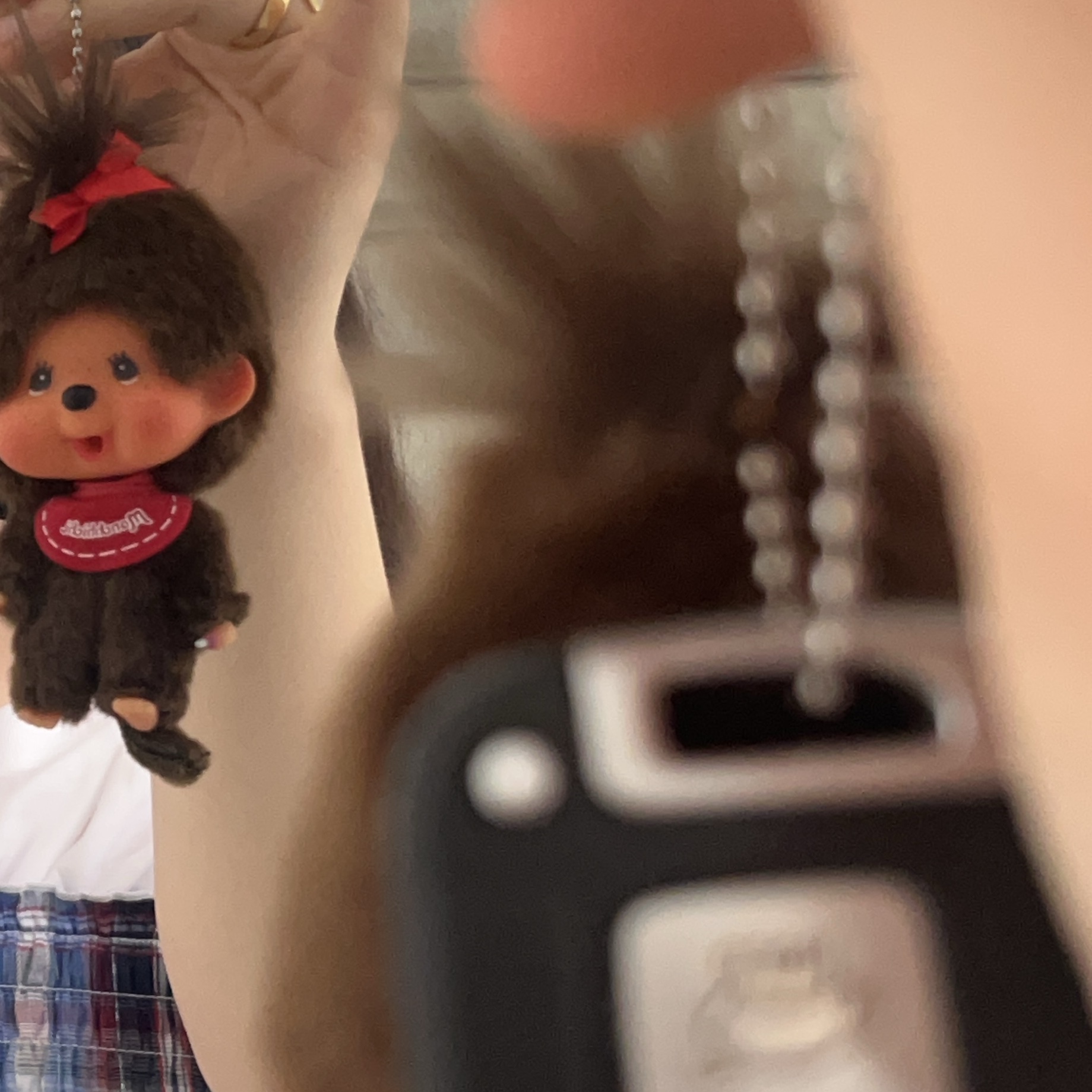 Monchhichi Bighead SS Boy Key Chain Brown, Monchhichi Bighead SS Girl Key Chain Brown 착용 스타일 - 3