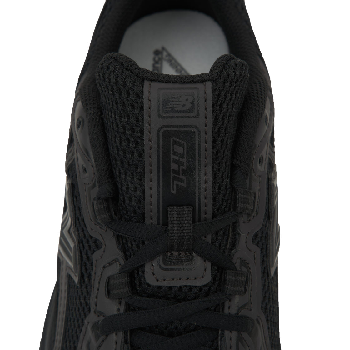 뉴발란스 740 블랙 시멘트 블랙 - D 스탠다드(New Balance 740 Black Cement Black - D Standard) - 7