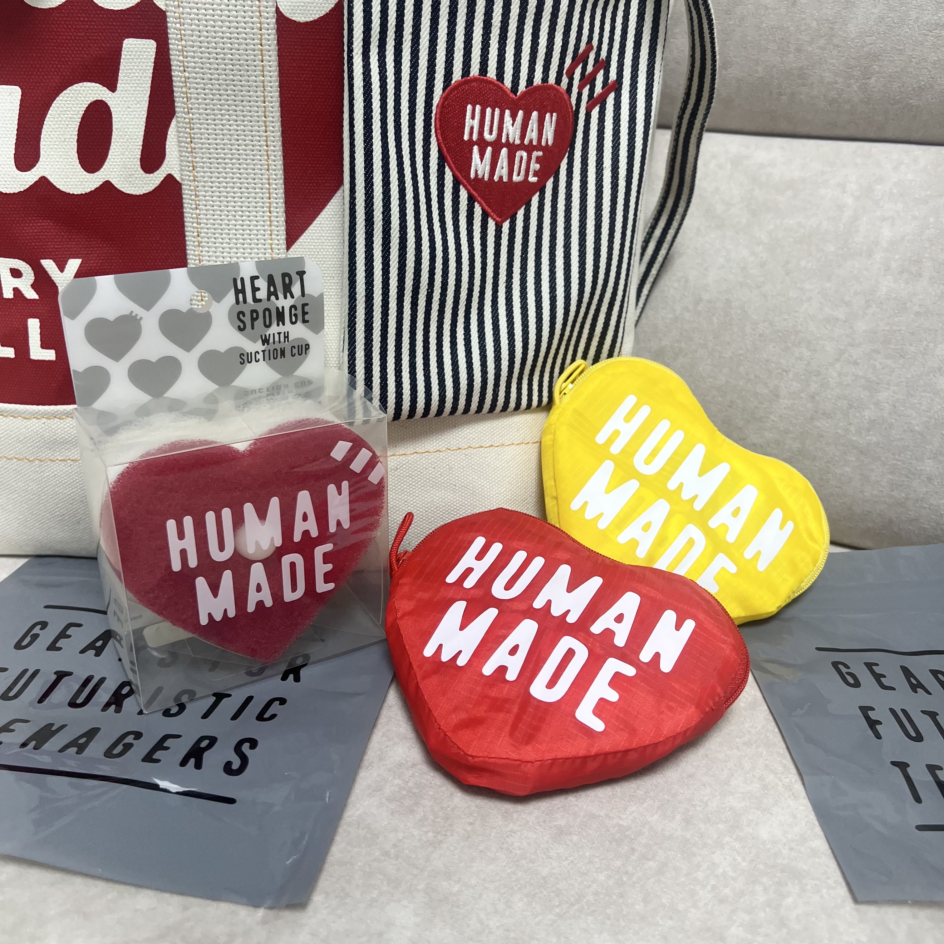 Human Made Heart Shopping Bag Large Red, Human Made Heart Shopping Bag Large Yellow 착용 스타일