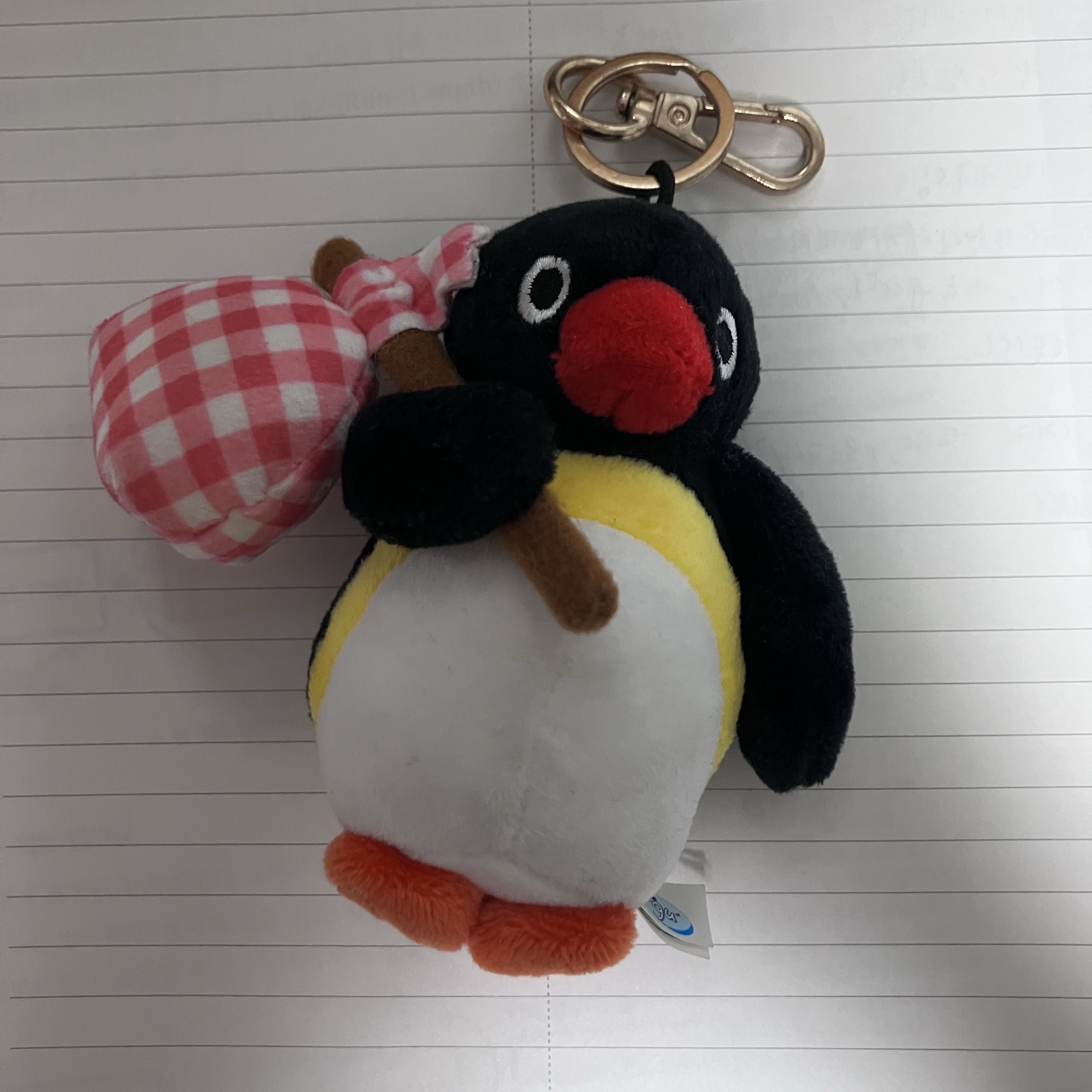 Pingu Bottari Keyring 착용 스타일