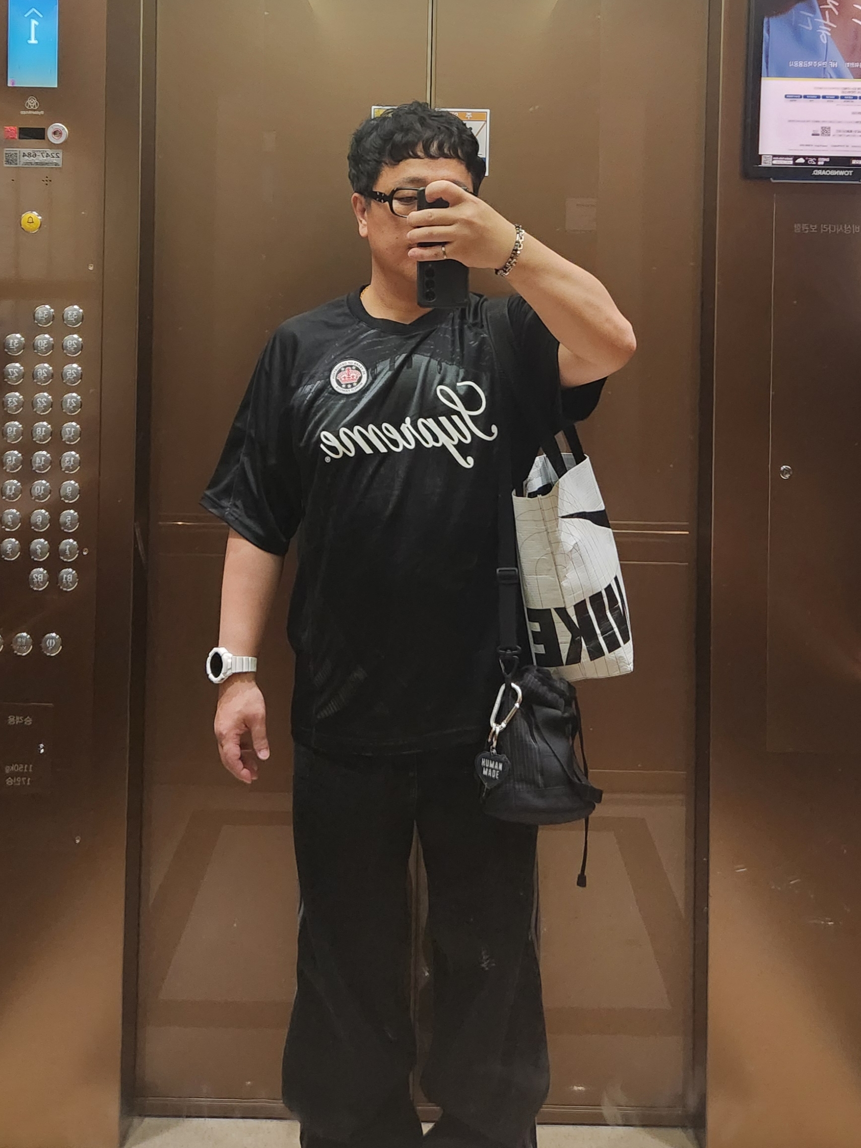 Supreme Jacquard Soccer Jersey Black - 24SS 착용 스타일