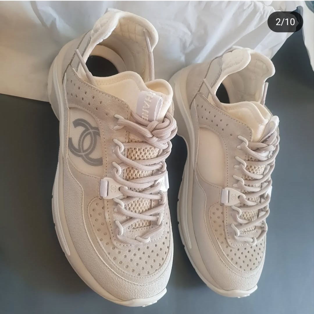 (W) Chanel Sneakers Fabric Suede Calfskin Mesh & White 착용 스타일 - 1