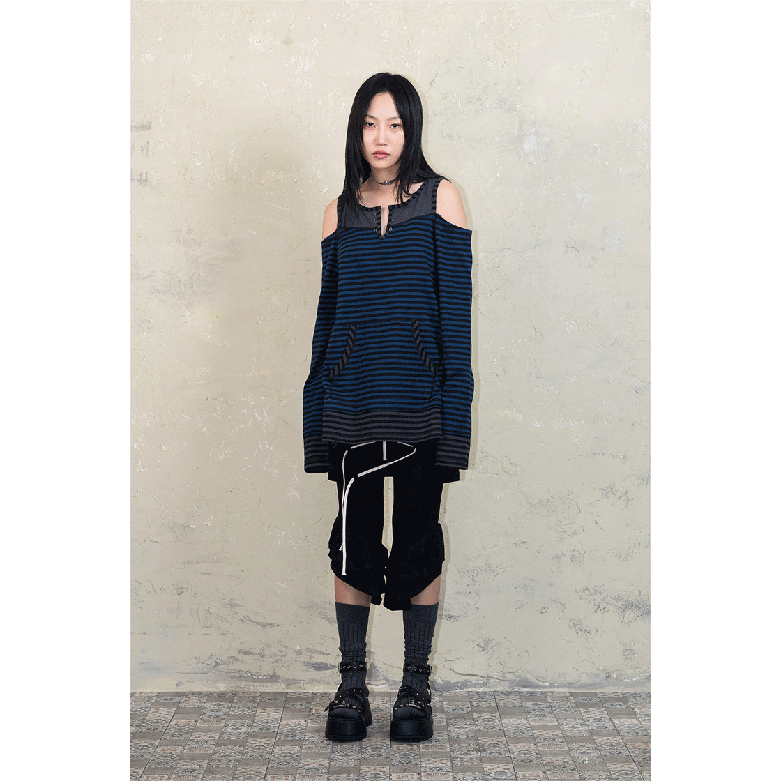 스틸레써디 오버로크 오프숄더 티셔츠 스트라이프 블루(Still Lethardy Overlocked Off-Shoulder T-Shirt St.Blue) - 4